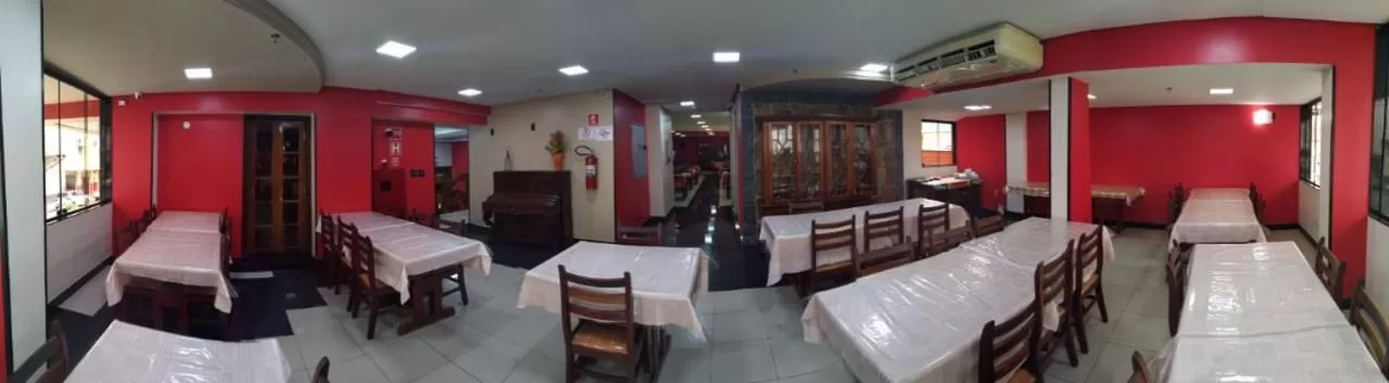 Restaurant/Places to Eat in Hollywood Palace Hotel