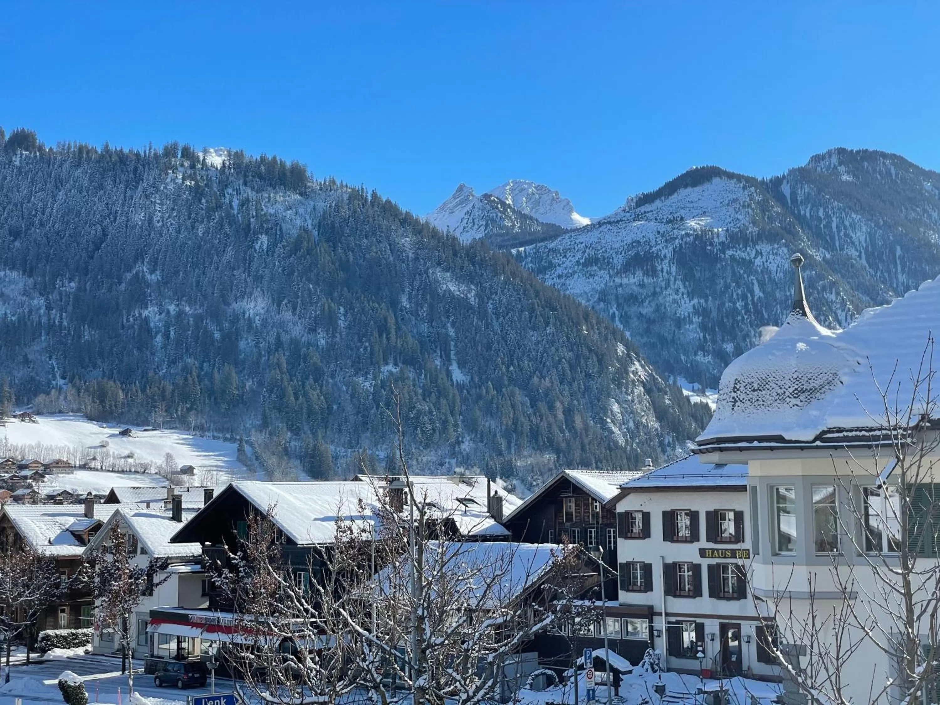 Neighbourhood in Dinh Residence