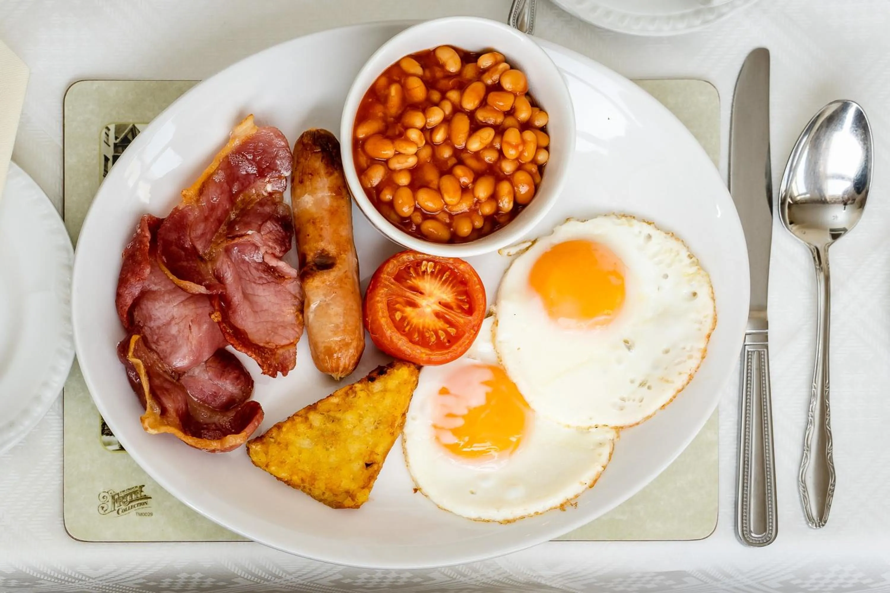 Food and drinks in St Andrews Hotel