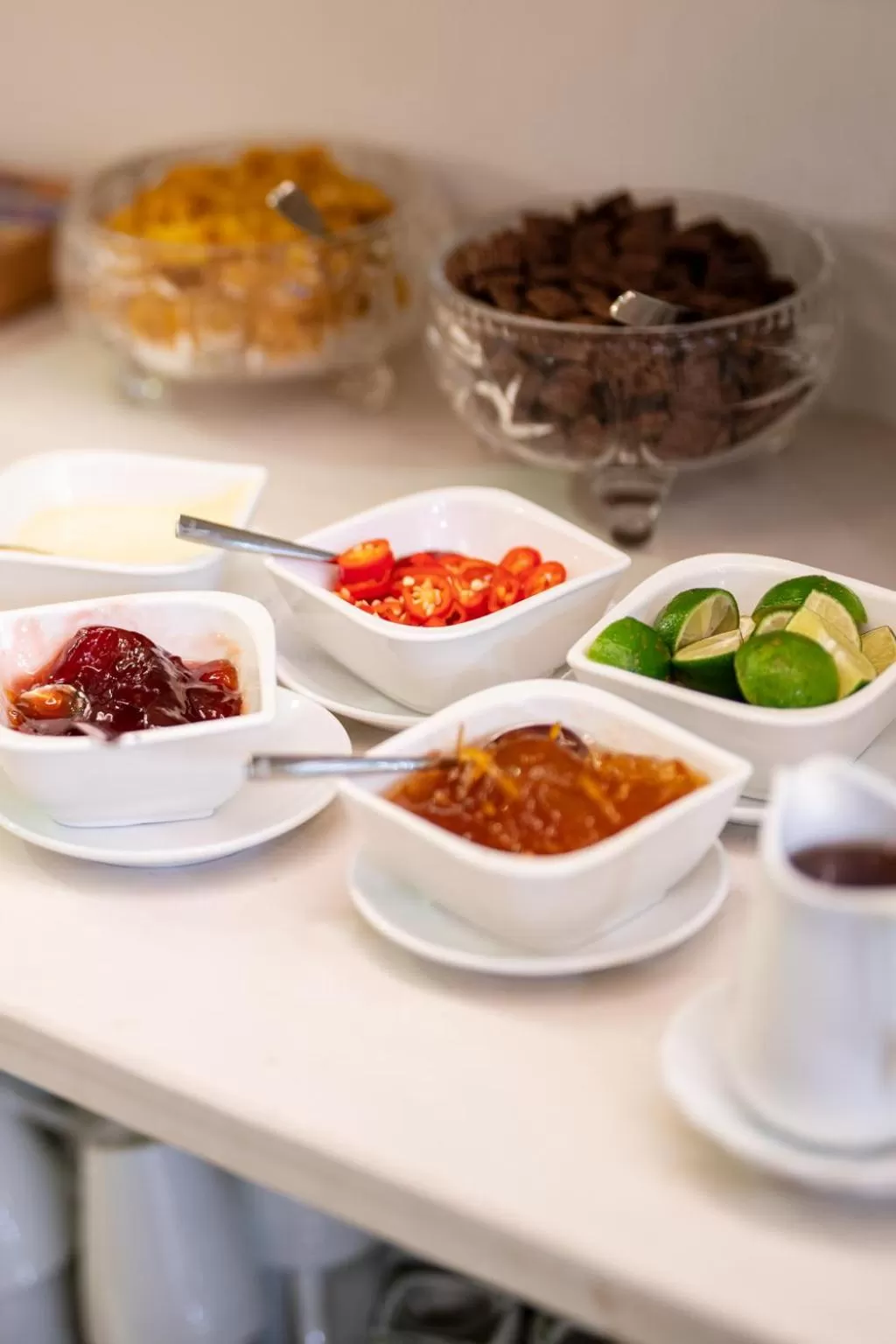 Restaurant/places to eat in Golden Legend Boutique Hotel