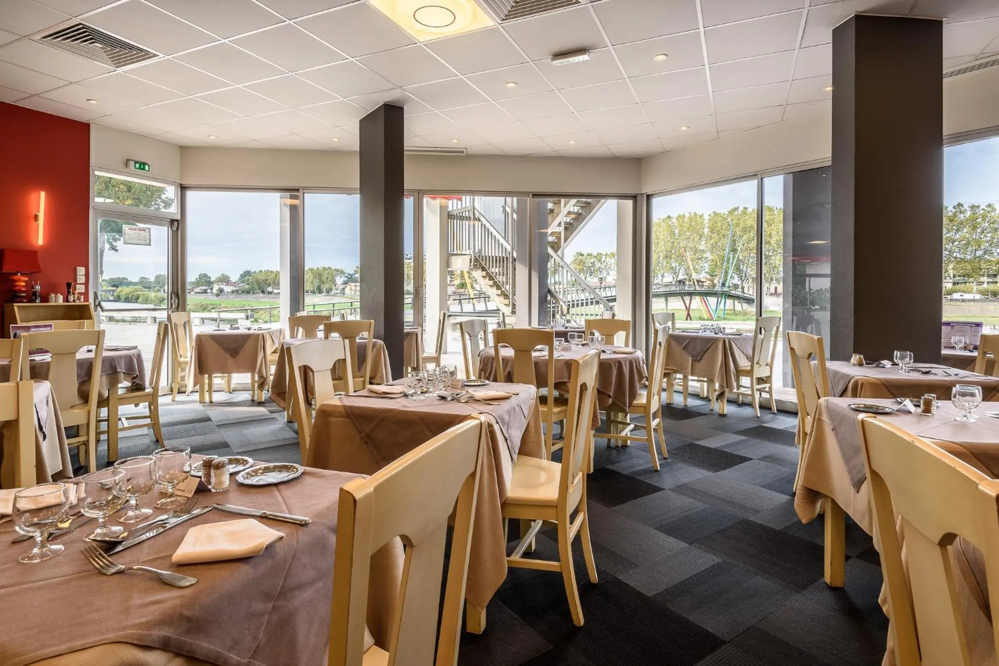 Restaurant/places to eat in Miradour