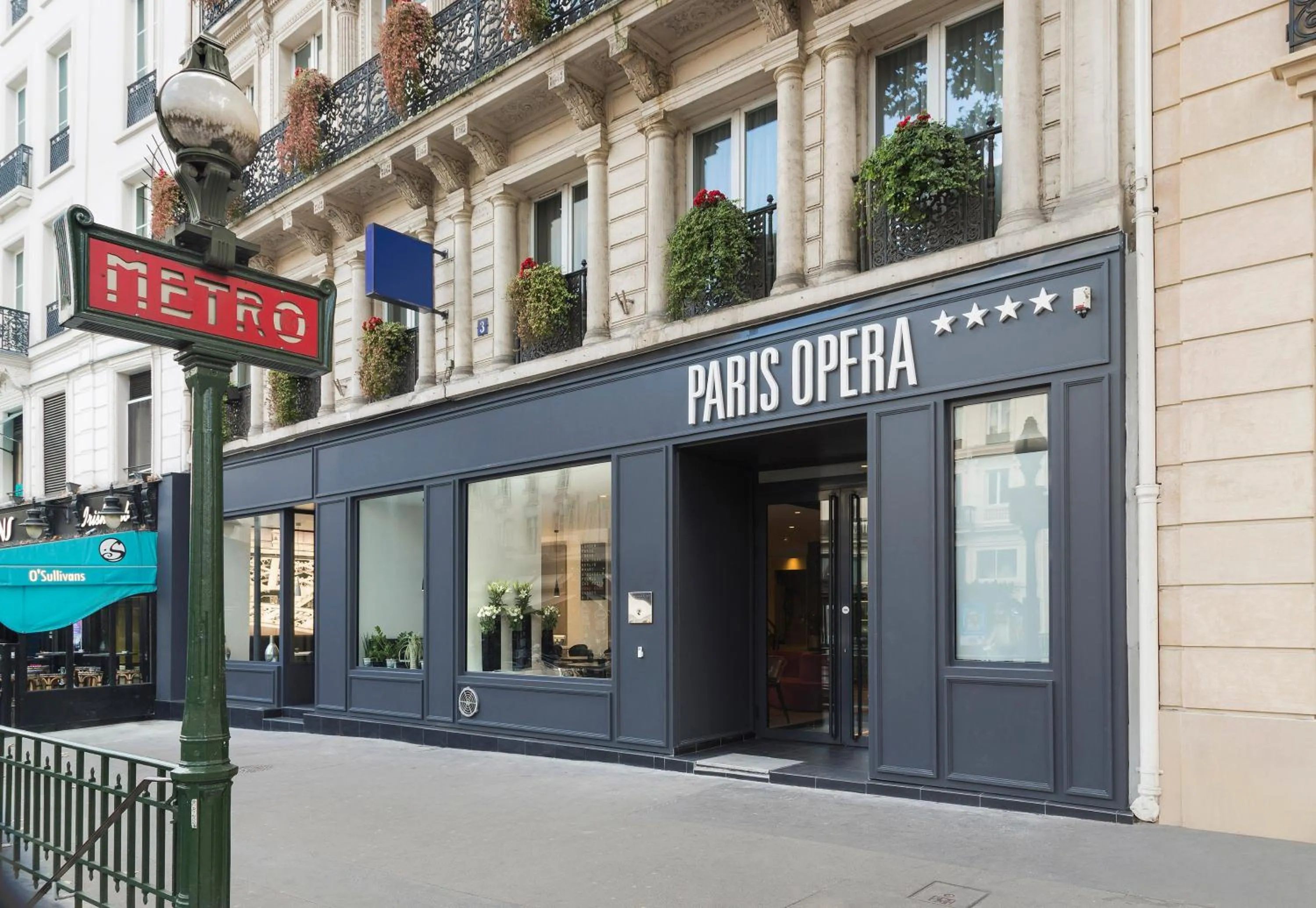 Facade/entrance in Hotel Paris Opera Affiliated by Meliá