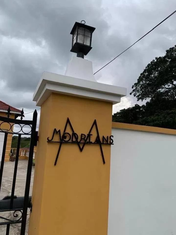 Property Building in Modrians