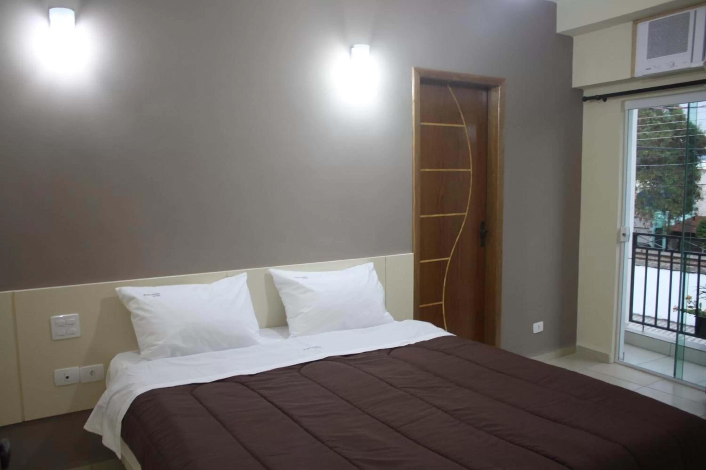 Bed in Hotel Portobello