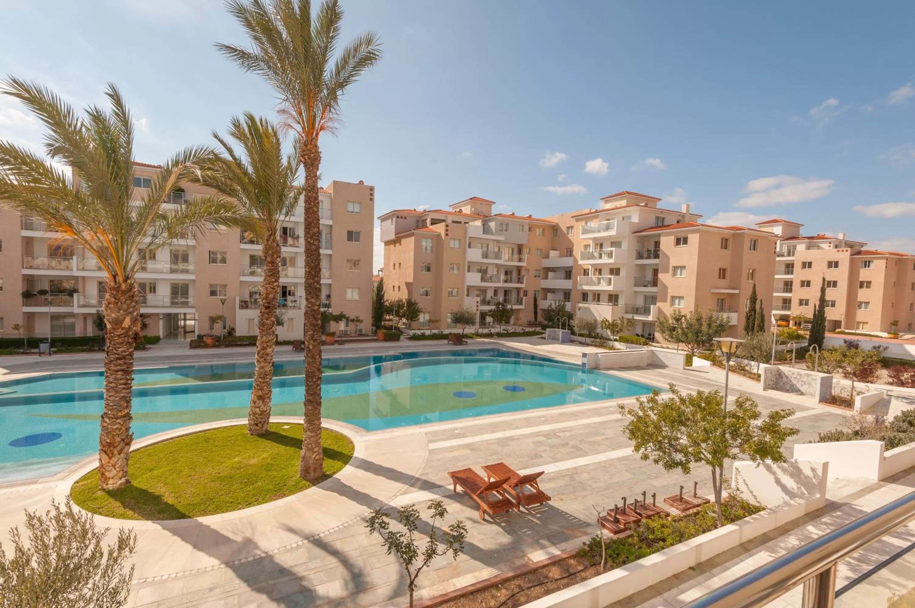 Facade/entrance in Elysia Park