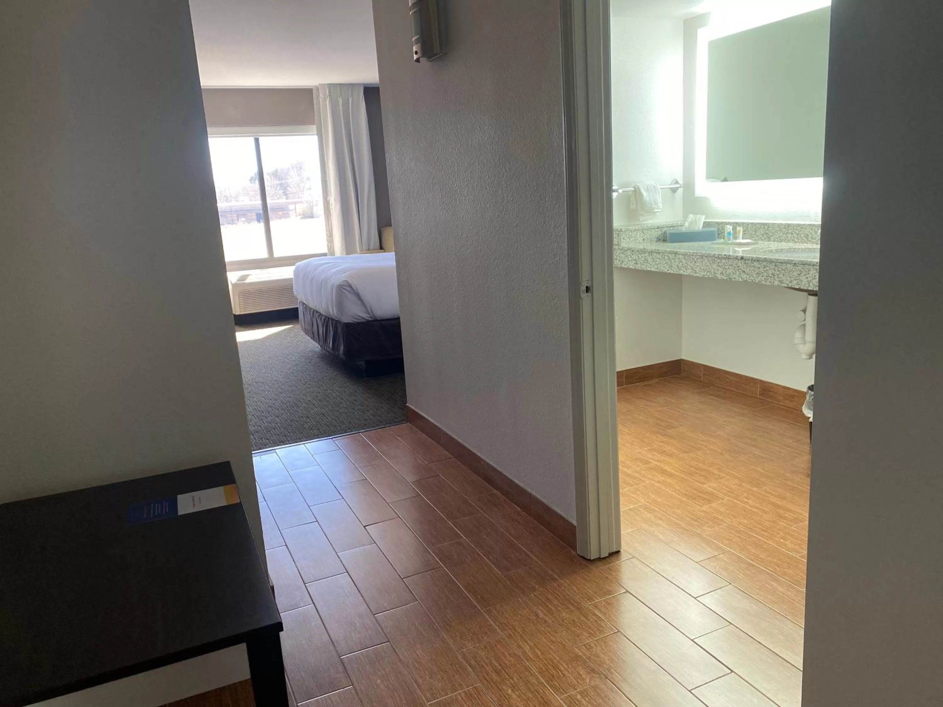 Photo of the whole room, Bed in Comfort Inn Conover-Hickory