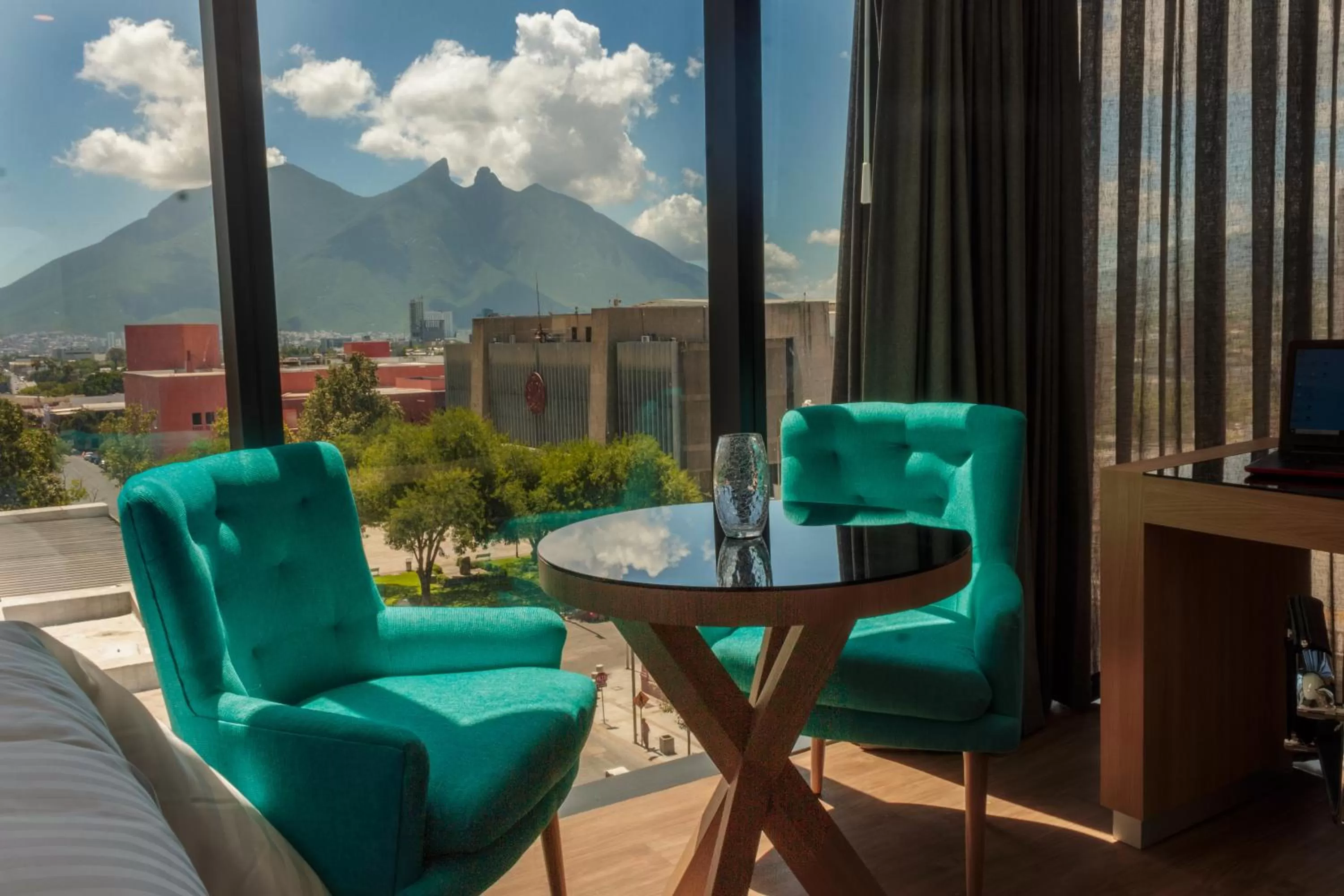 Mountain view in Hotel Kavia Monterrey