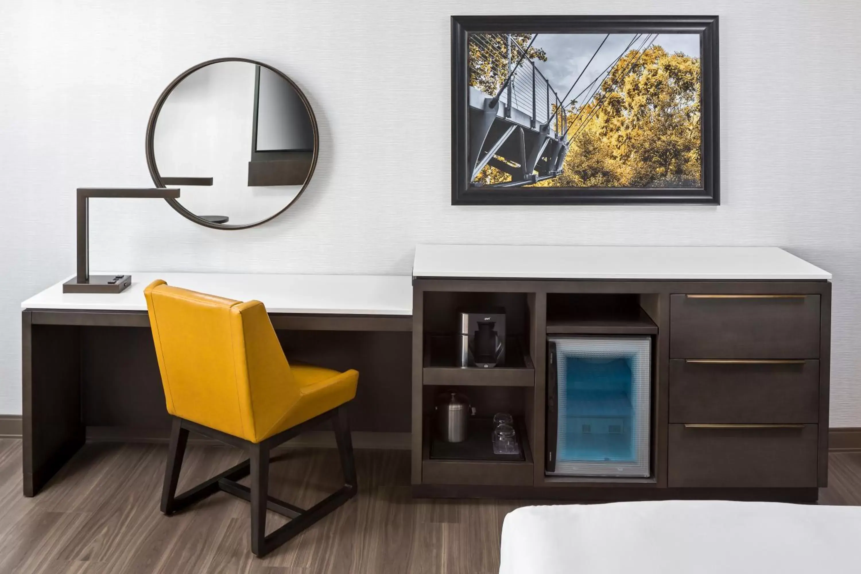 King Room with Accessible Tub - Disability Access in Hyatt Regency - Greenville King Room with Accessible Tub - Disability Access in Hyatt Regency - Greenville