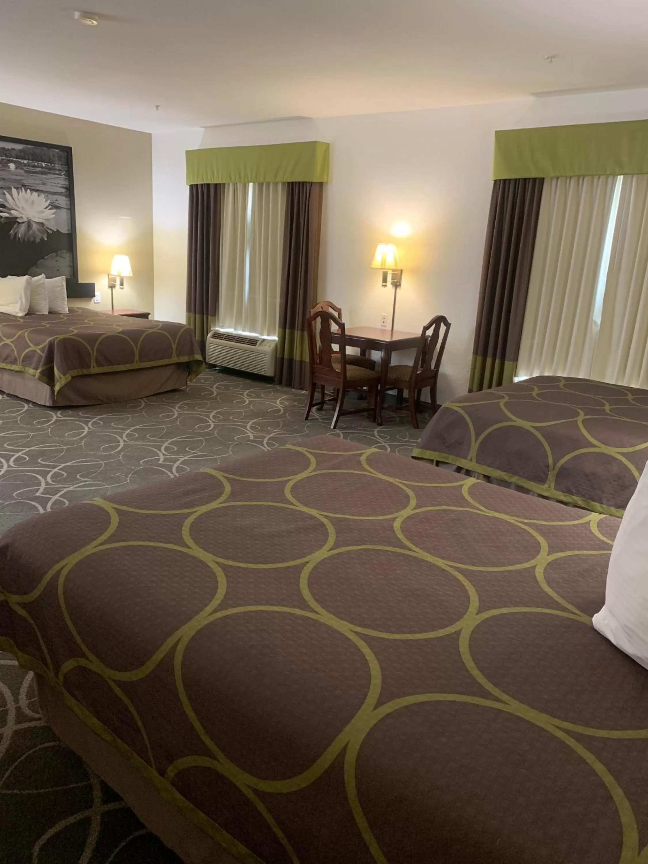 Bed in Super 8 by Wyndham Hillsboro TX