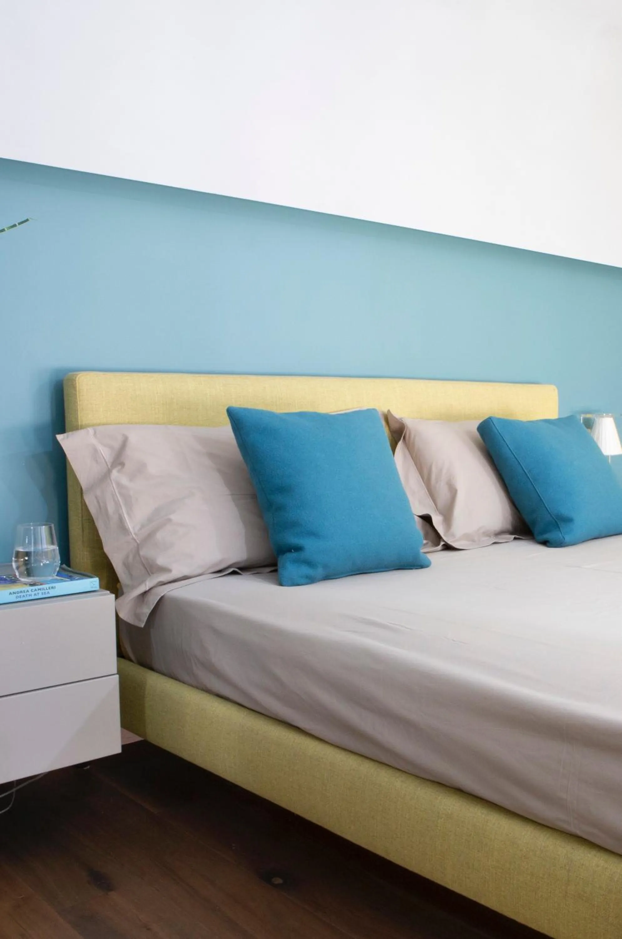 Bed in Le Quattro Dame Luxury Suites