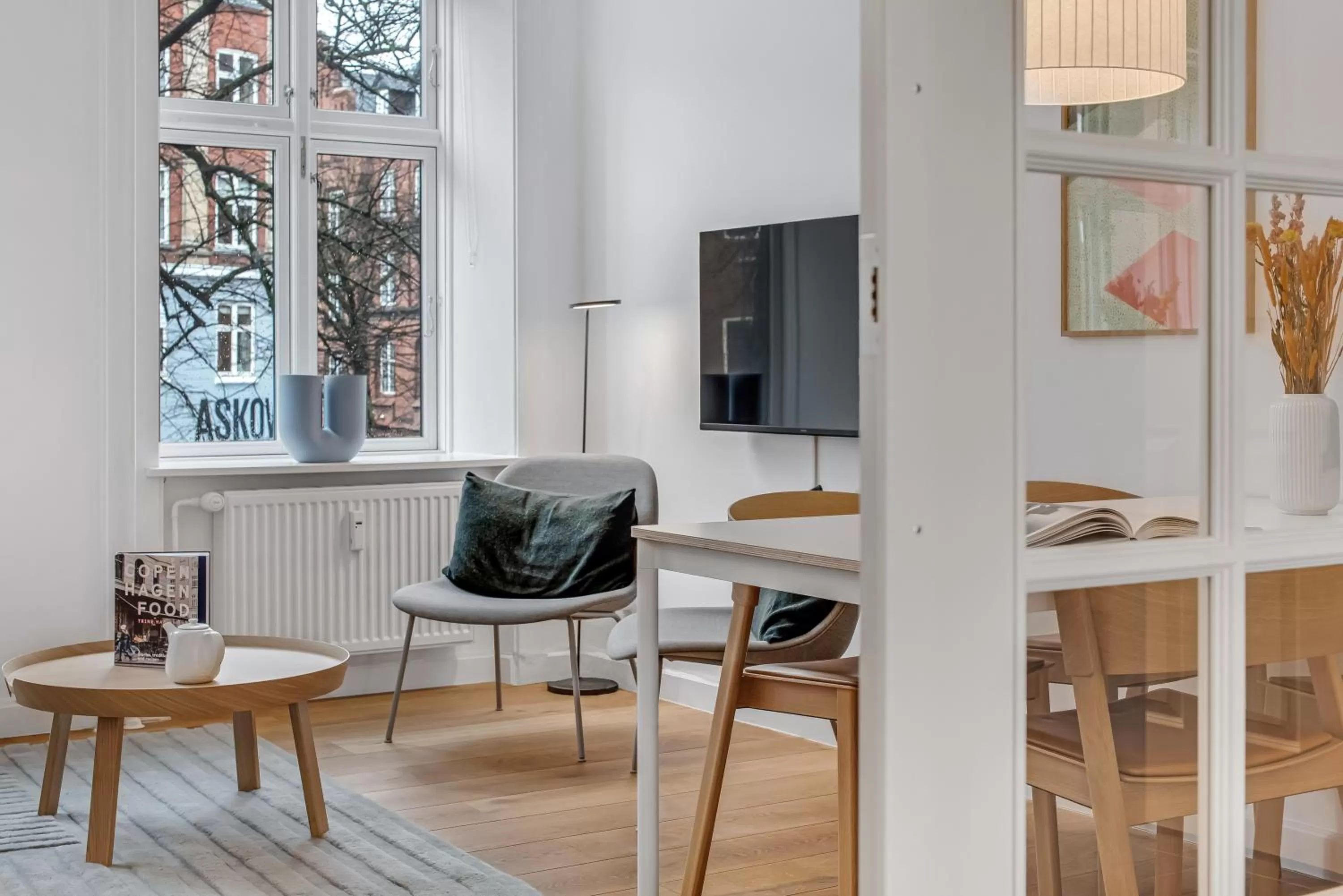TV and multimedia, Dining Area in NABO Hotel Apartments