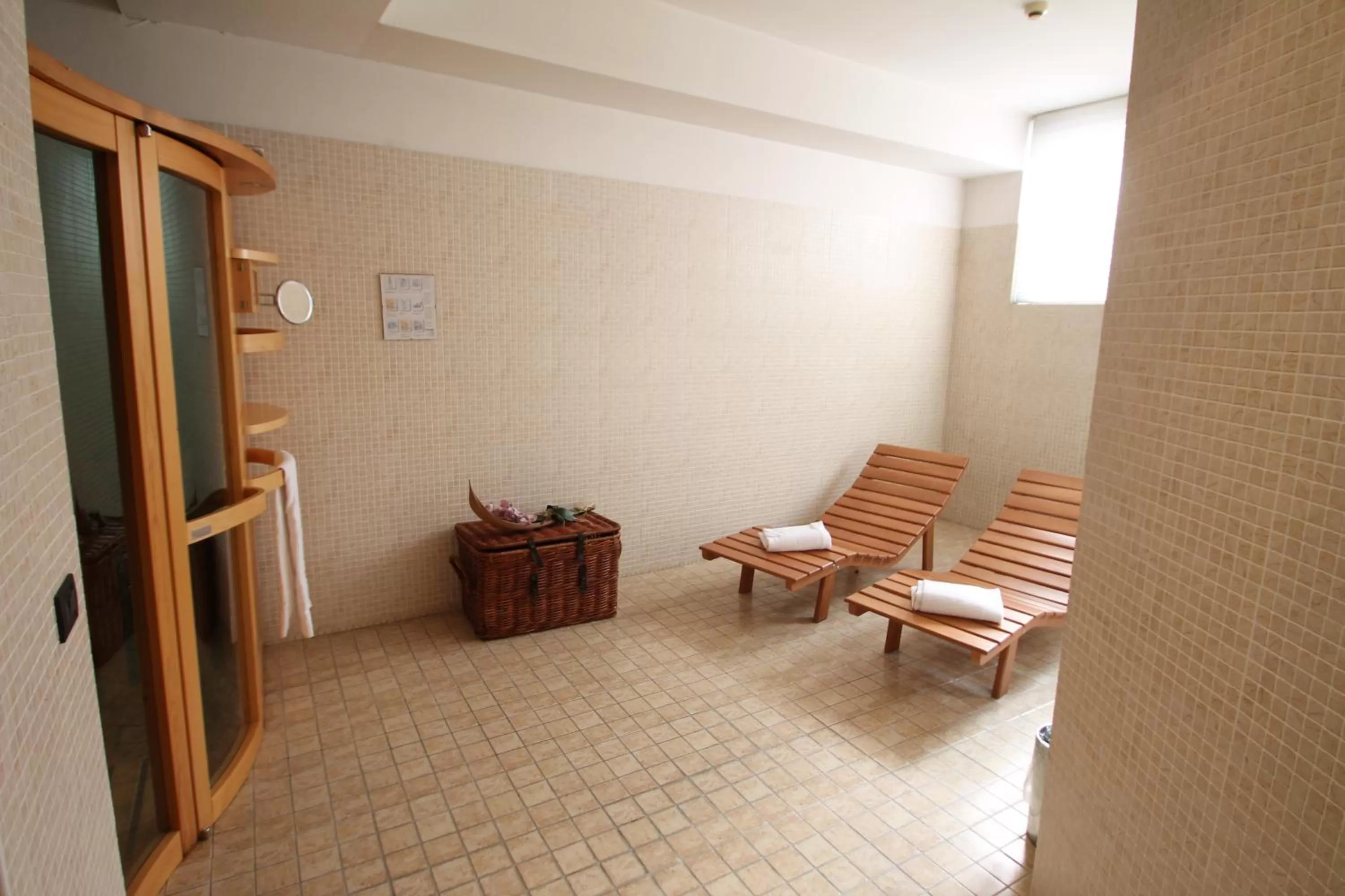 Spa and wellness centre/facilities in MH Hotel Piacenza Fiera