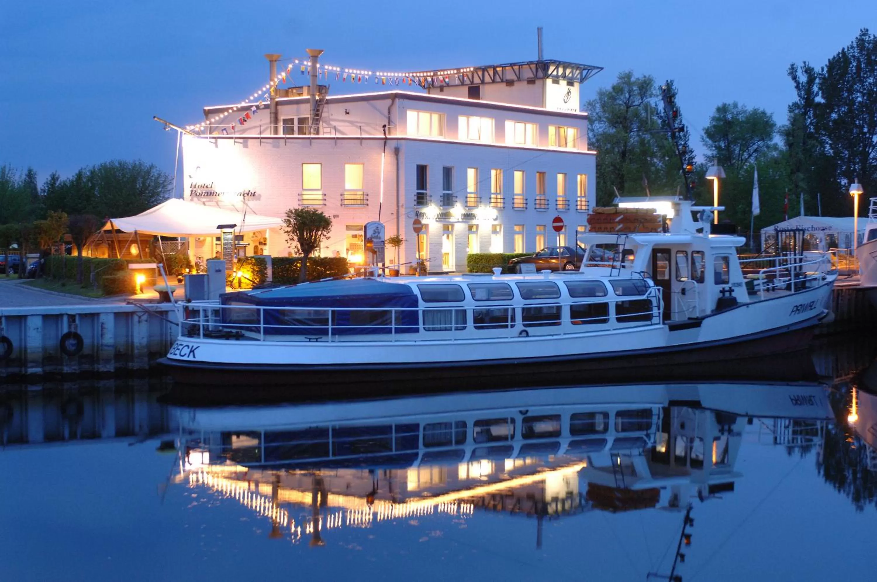 Property building in HafenHotel PommernYacht