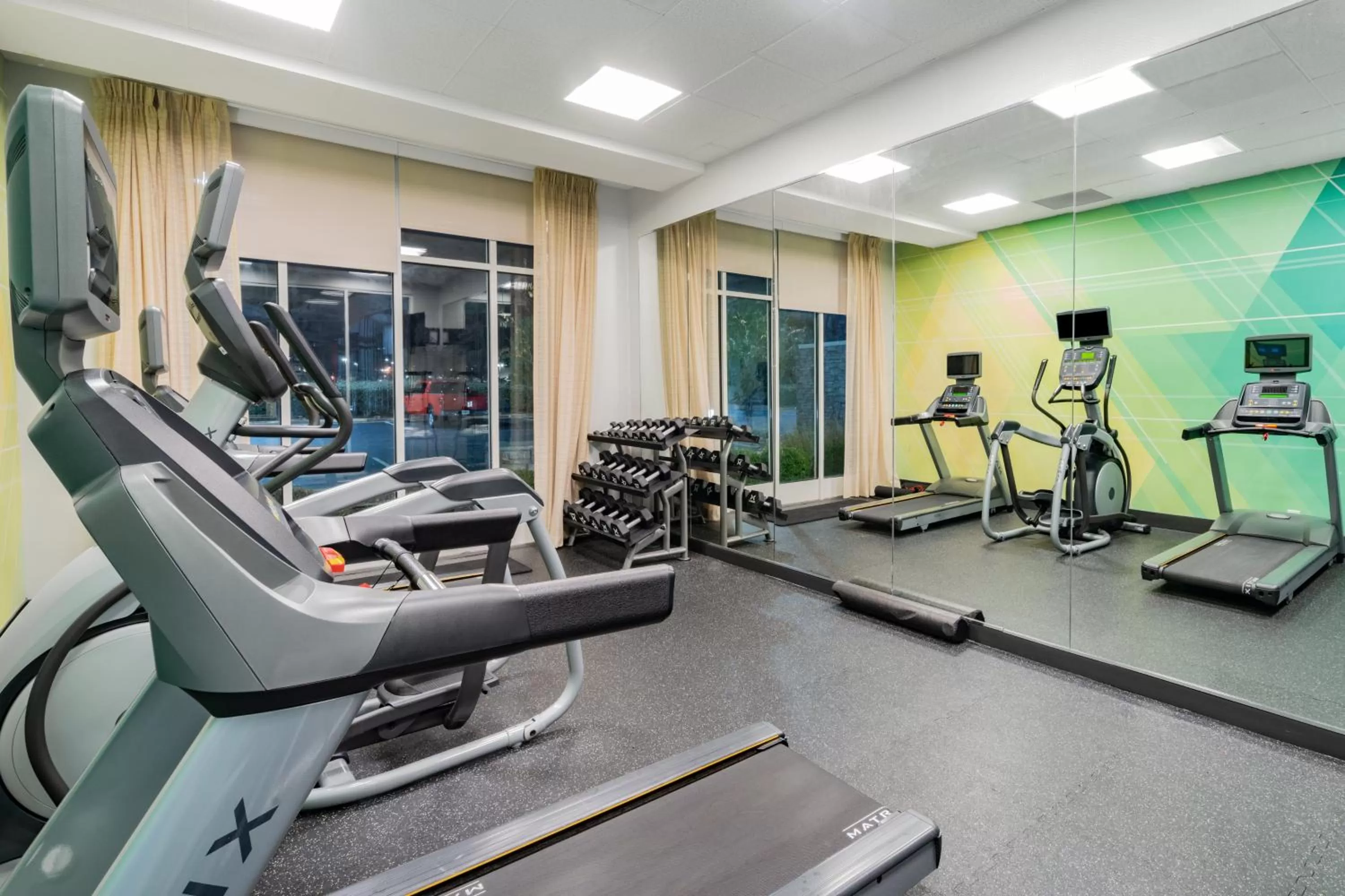 Fitness centre/facilities in Holiday Inn Southaven Central - Memphis by IHG