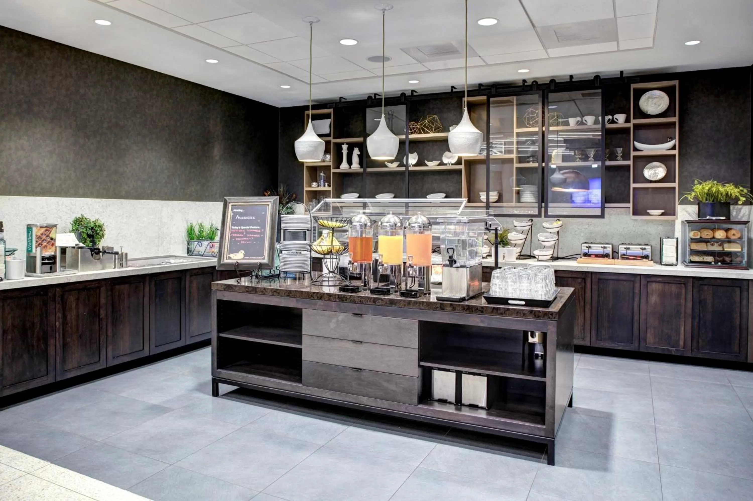 Breakfast in Homewood Suites by Hilton Richmond-Downtown