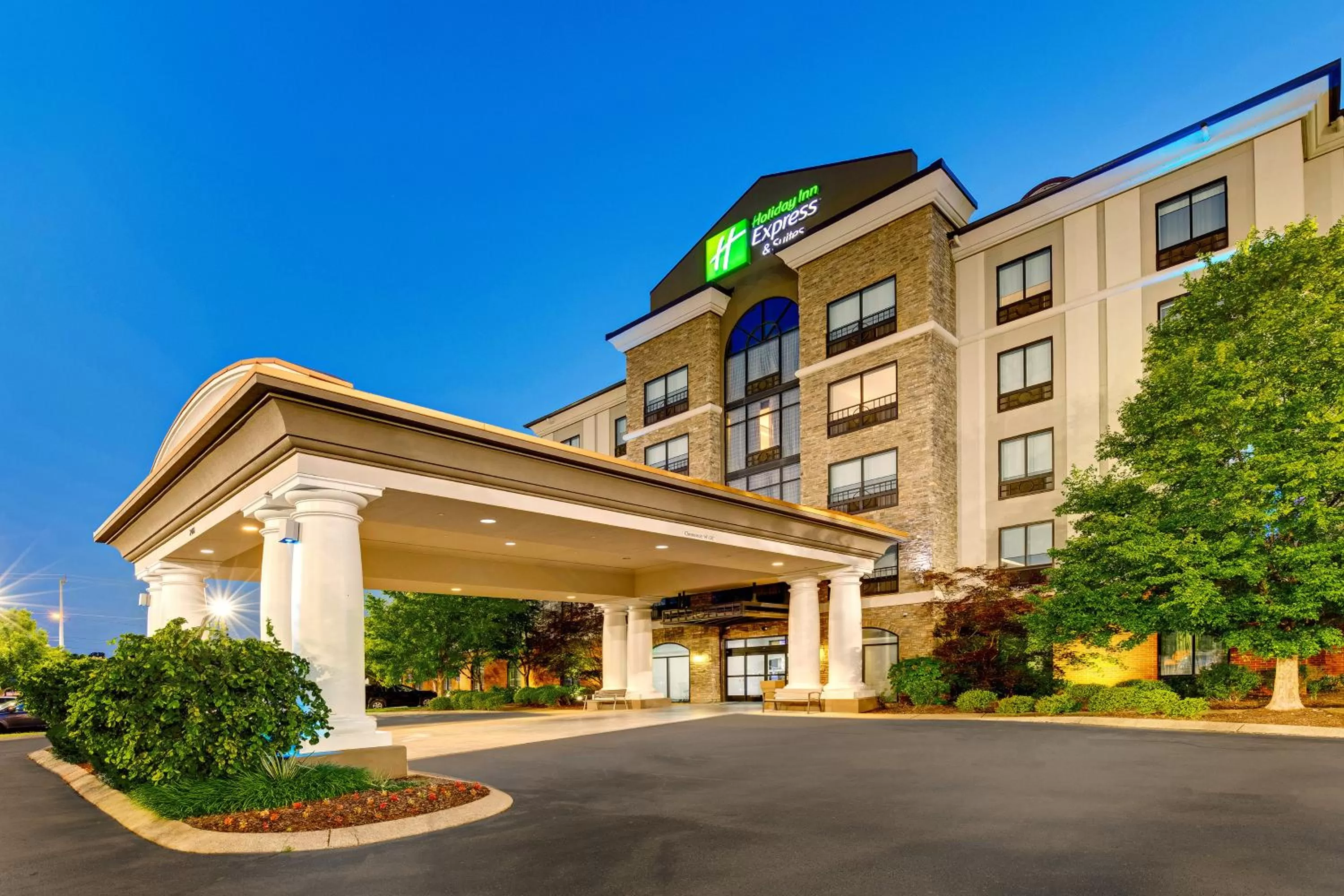 Property building in Holiday Inn Express Nashville-Opryland by IHG