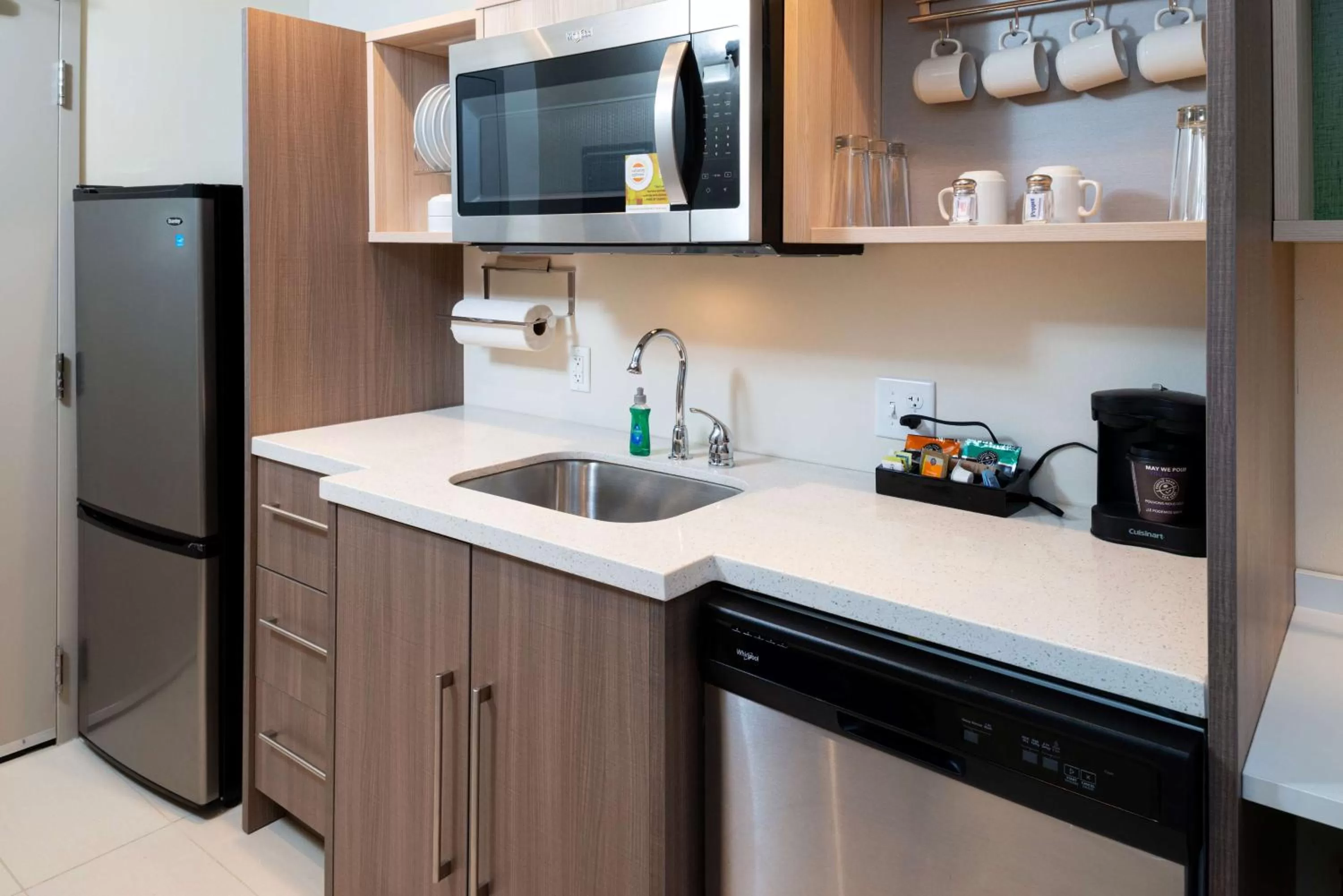 Kitchen or kitchenette in Home2 Suites By Hilton Charlotte Mooresville, Nc