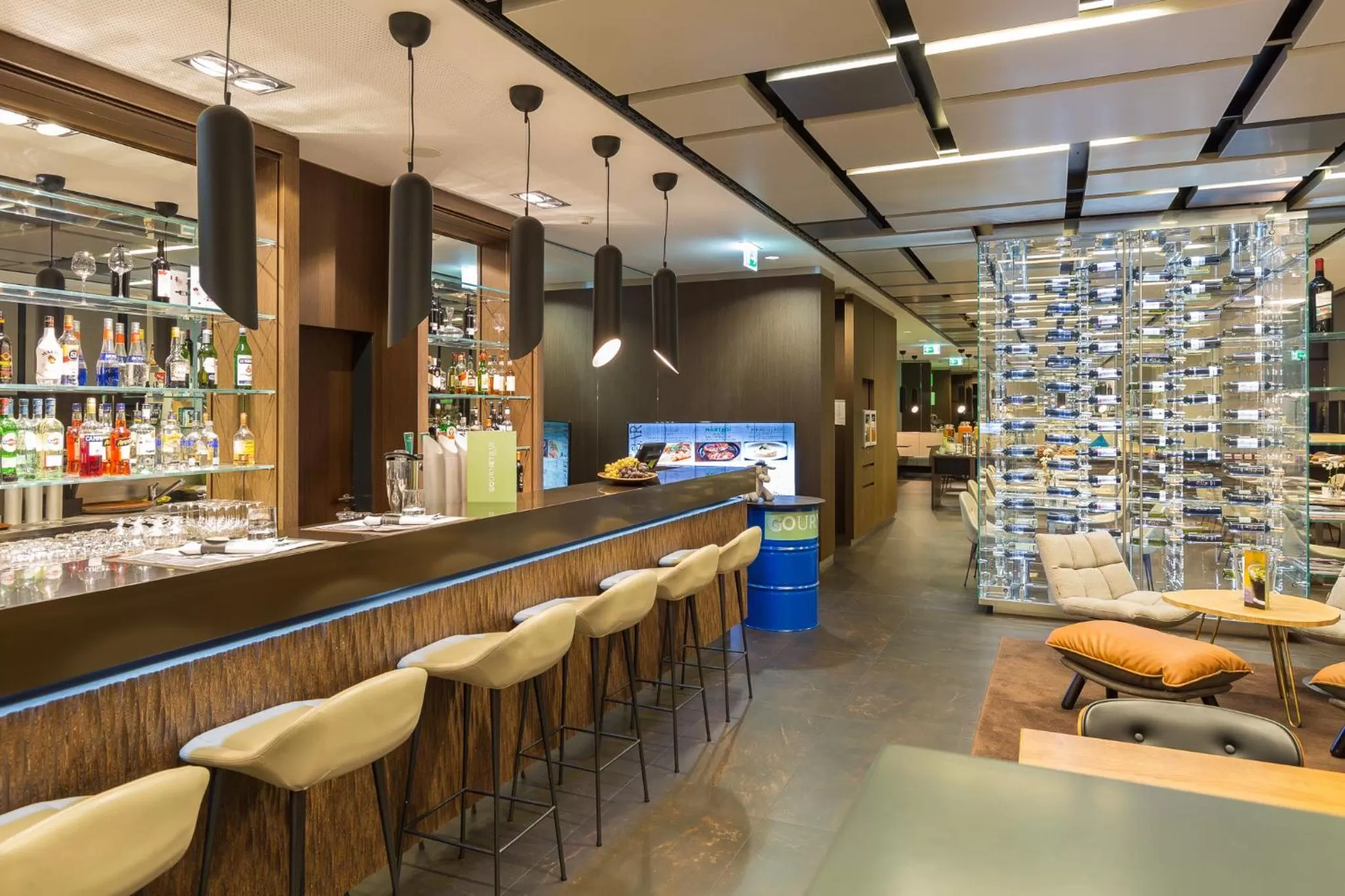 Communal lounge/ TV room in Novotel Lugano Paradiso