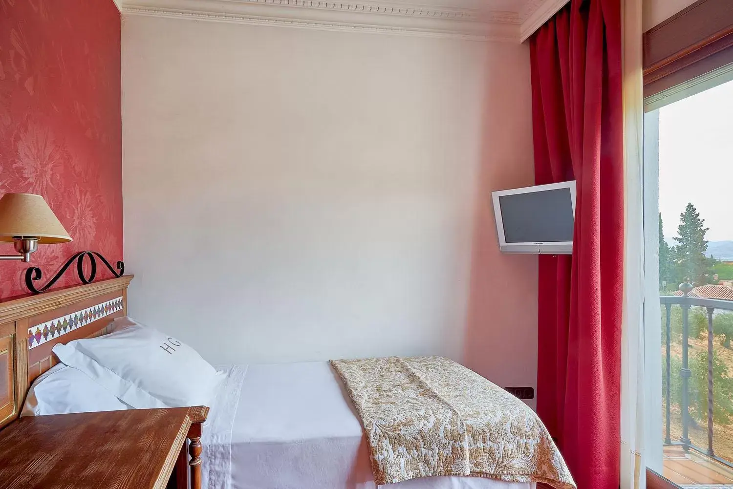 Single Room in Crisol Guadalupe Single Room in Crisol Guadalupe