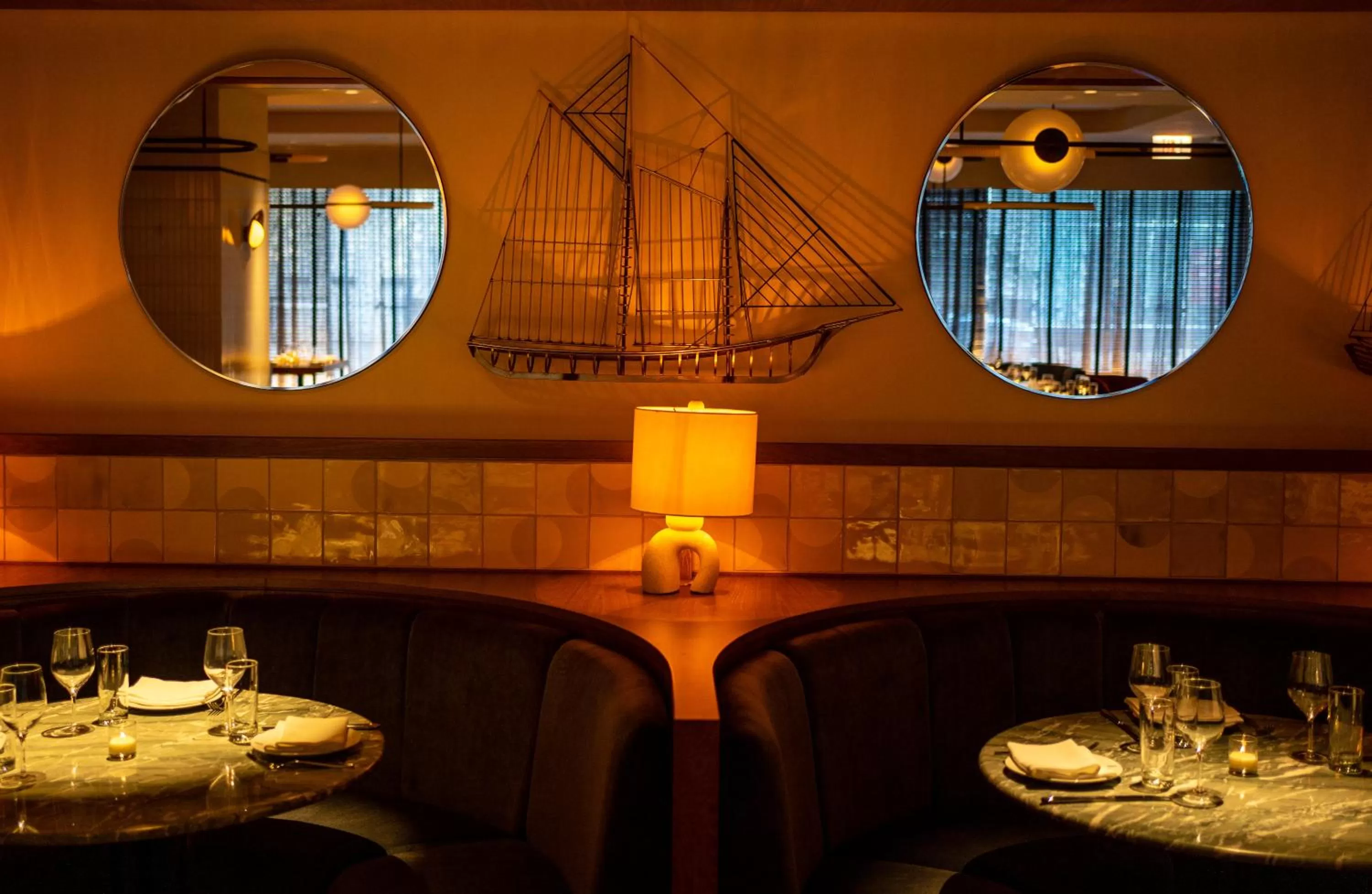 Restaurant/places to eat in 21c Museum Hotel Chicago