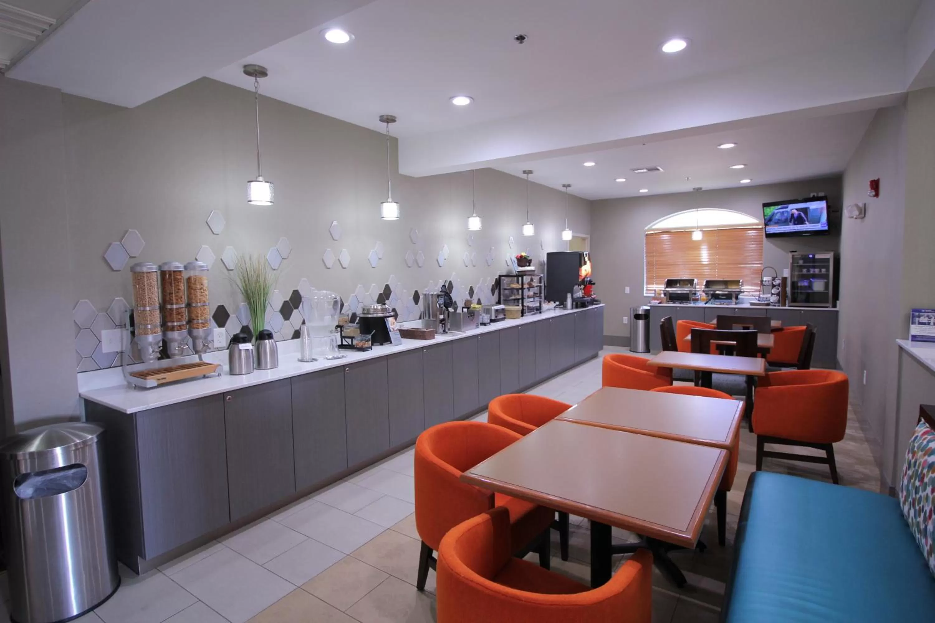 Restaurant/places to eat in Best Western Slidell Hotel