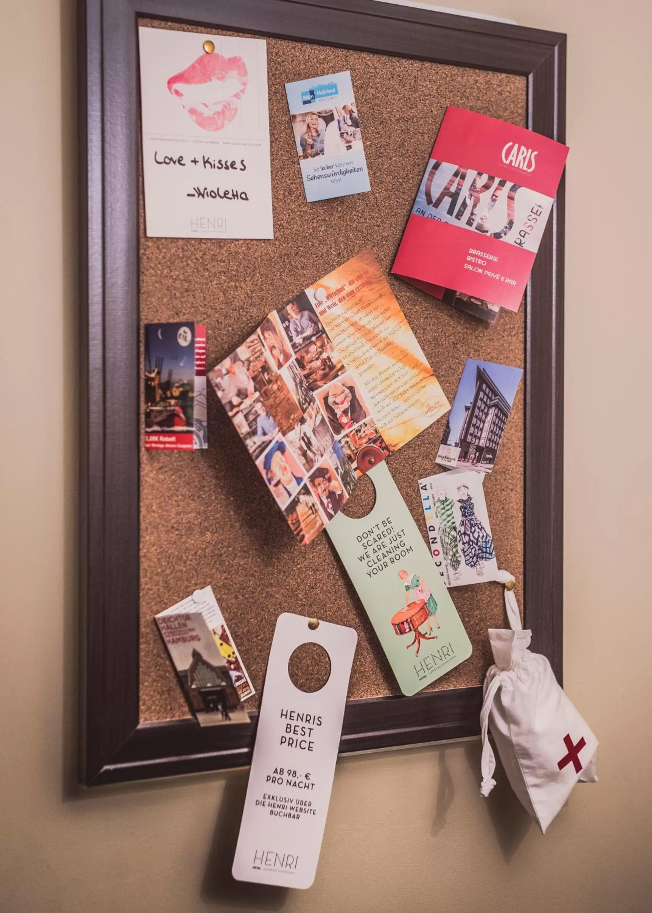 Decorative detail in Henri Hotel Hamburg Downtown