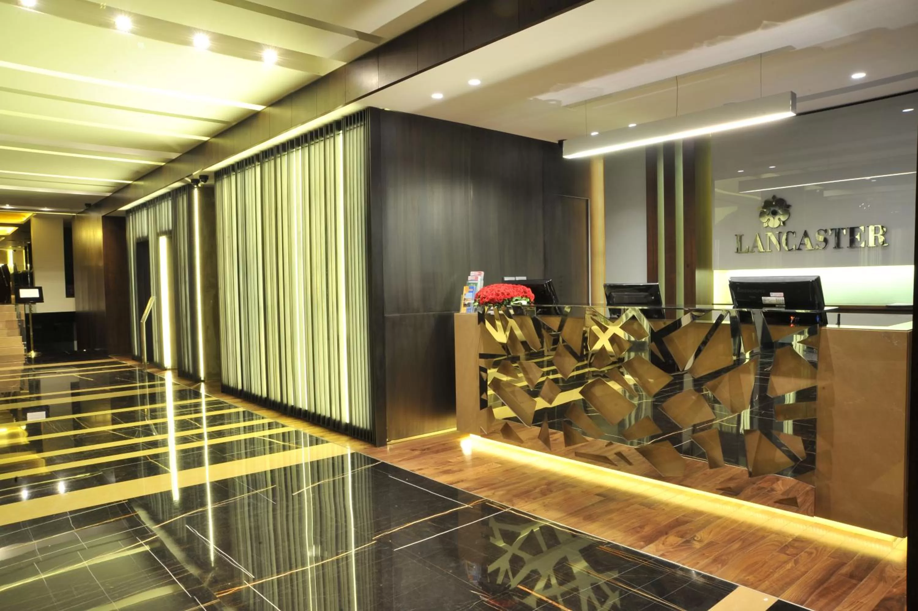 Lobby or reception in Lancaster Raouche Hotel