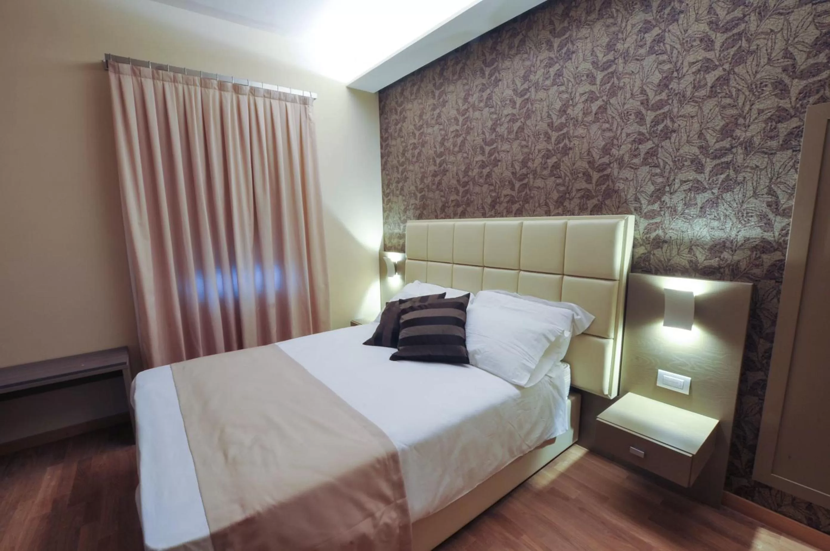 Photo of the whole room, Bed in Hotel Dori