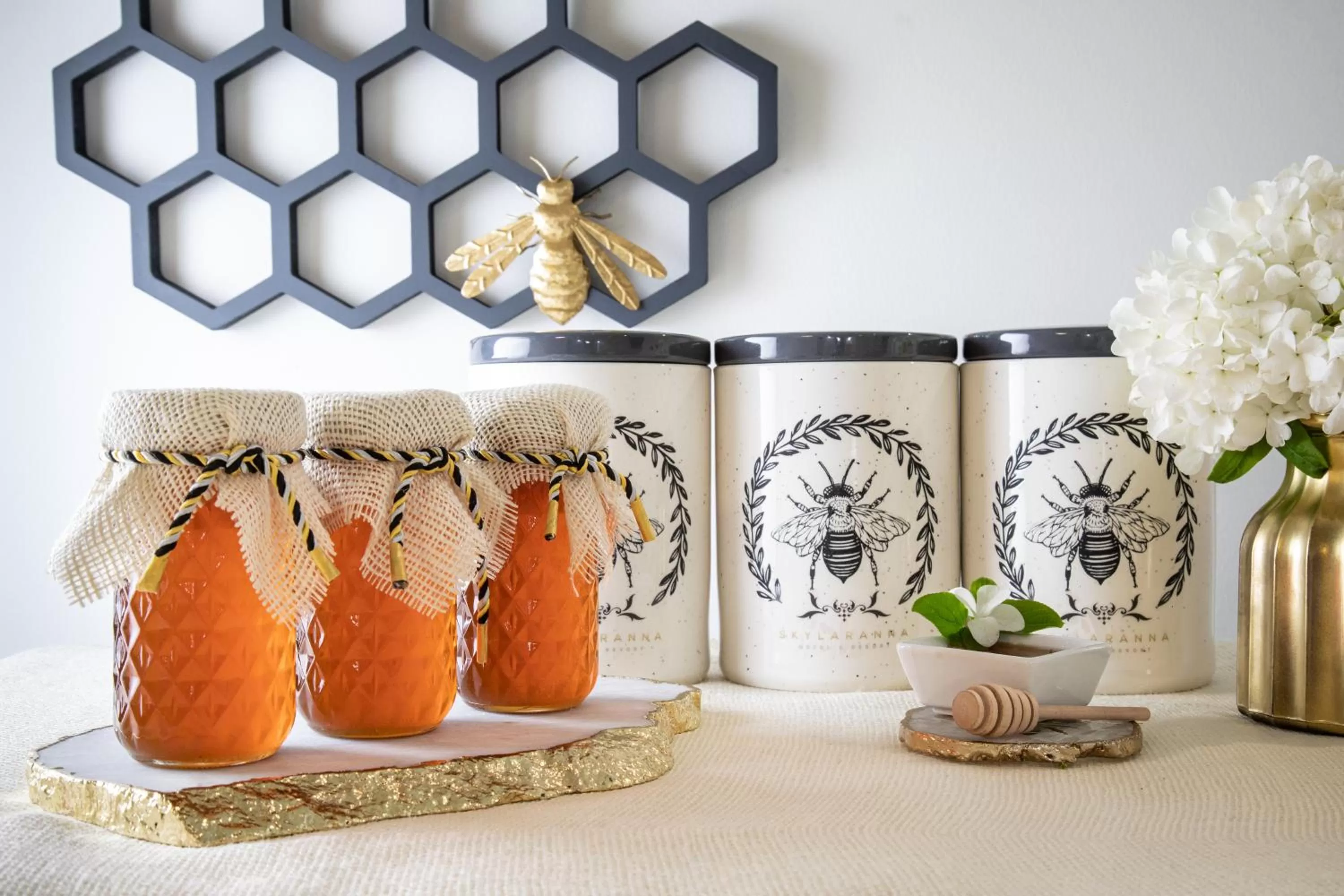 Food and drinks in SKYLARANNA Resort & SPA