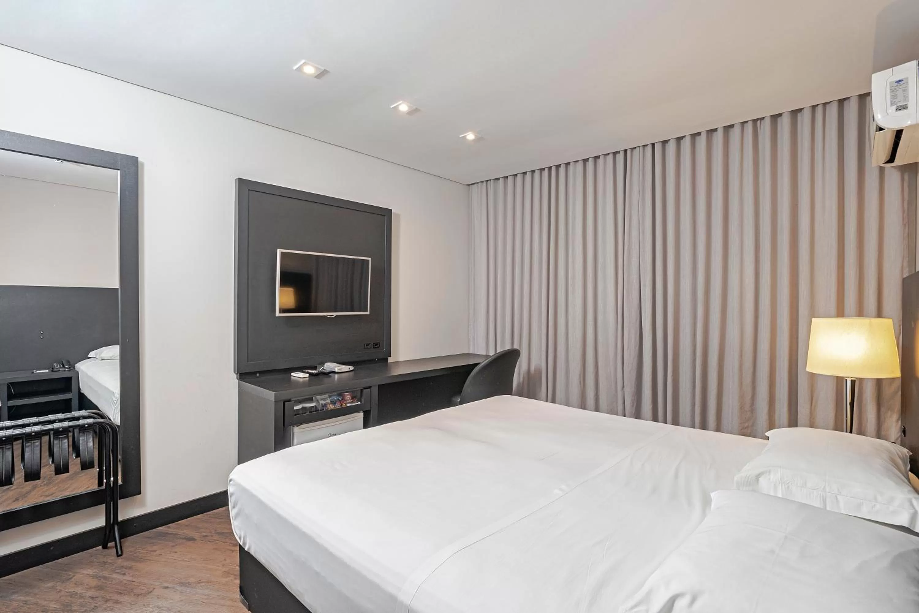 Bed in Slaviero Baia Norte Florianópolis