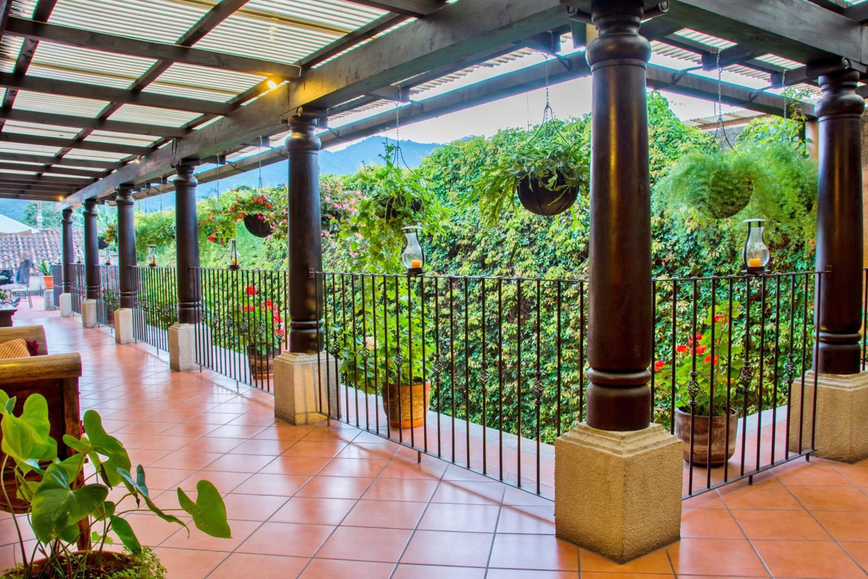 Garden in Hotel Meson del Valle by AHS