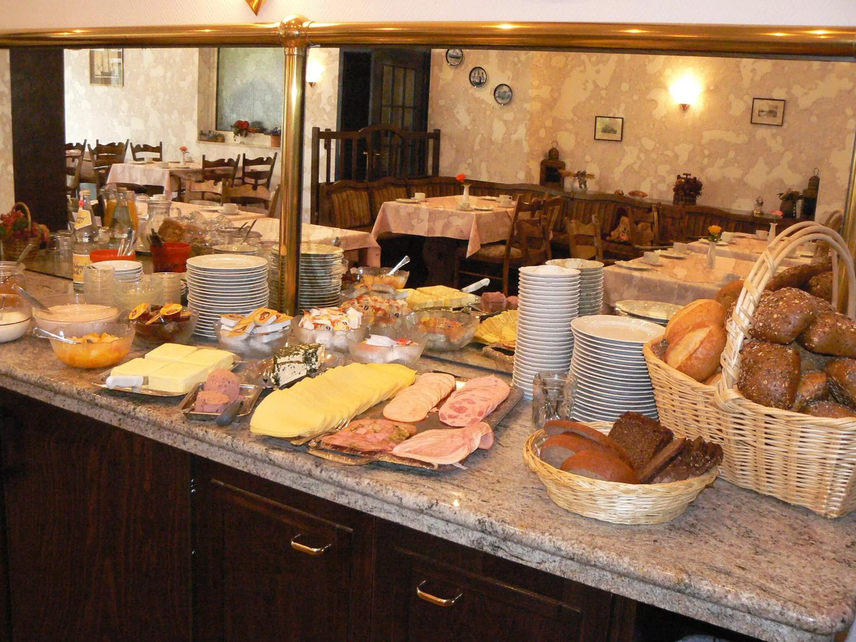 Restaurant/places to eat in Landhaus Braband