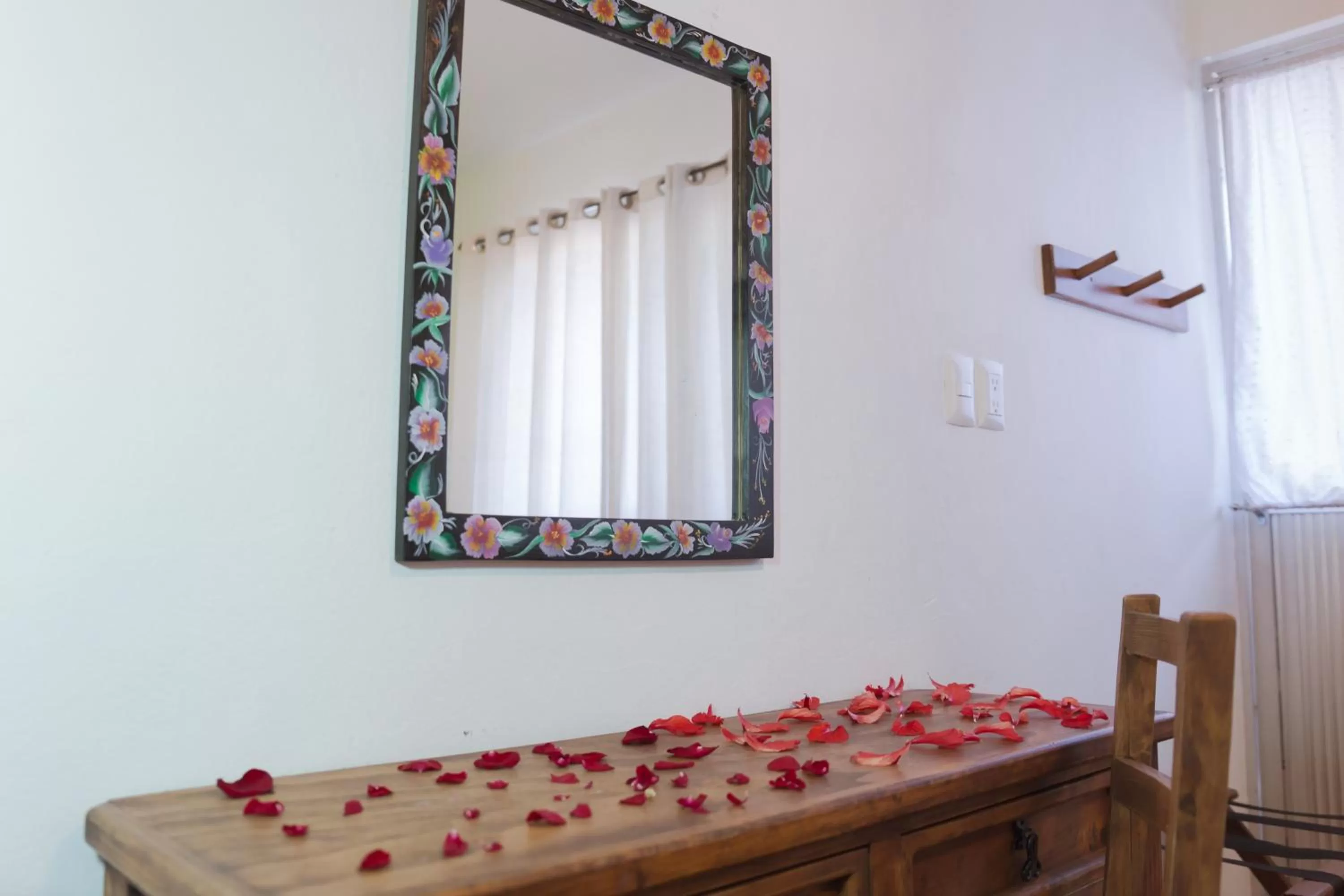 Photo of the whole room in Hotel Villas Colibrí Suites & Bungalows