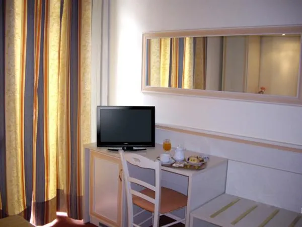 TV and multimedia in Hotel Adler