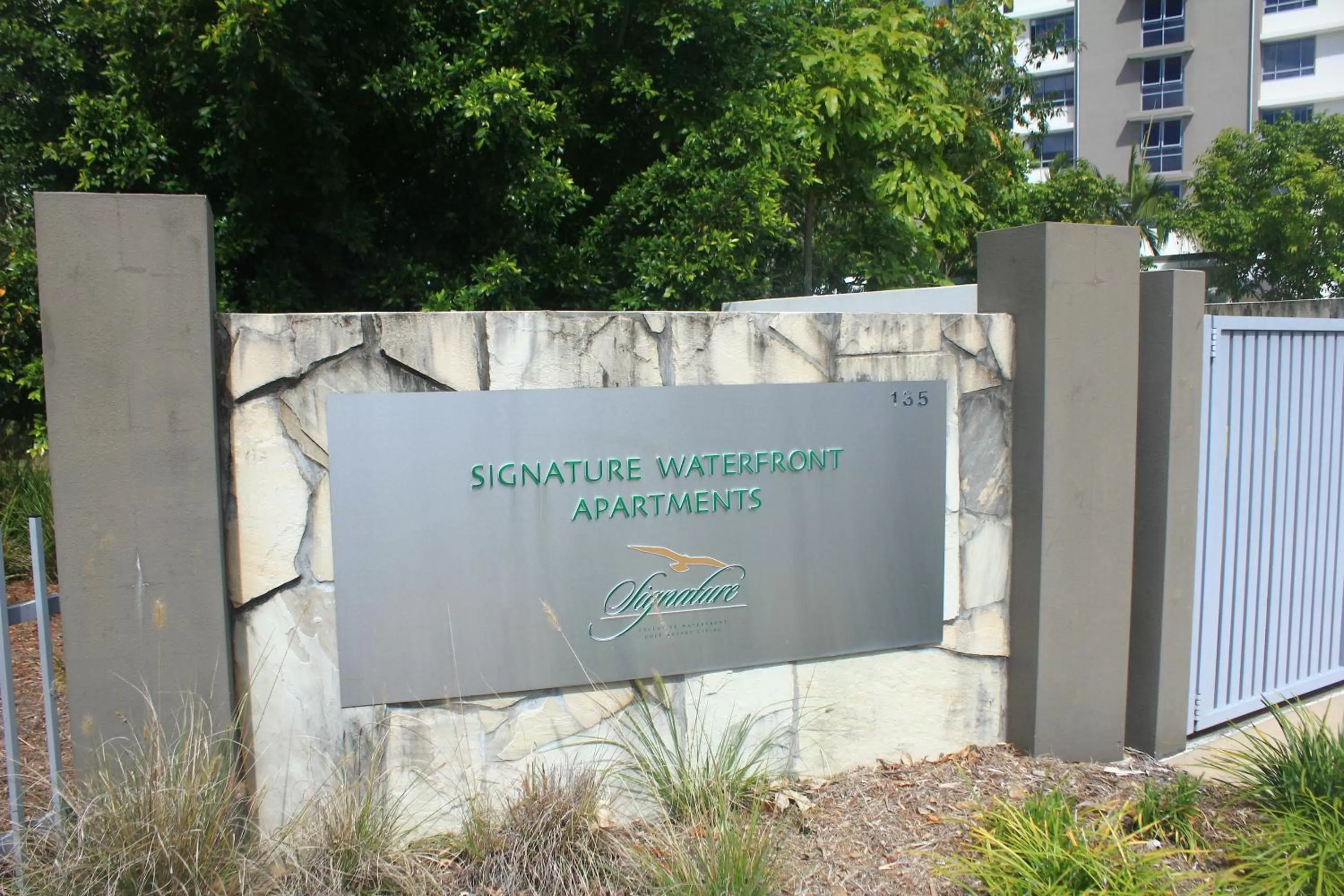 Facade/entrance in Signature Waterfront Apartments