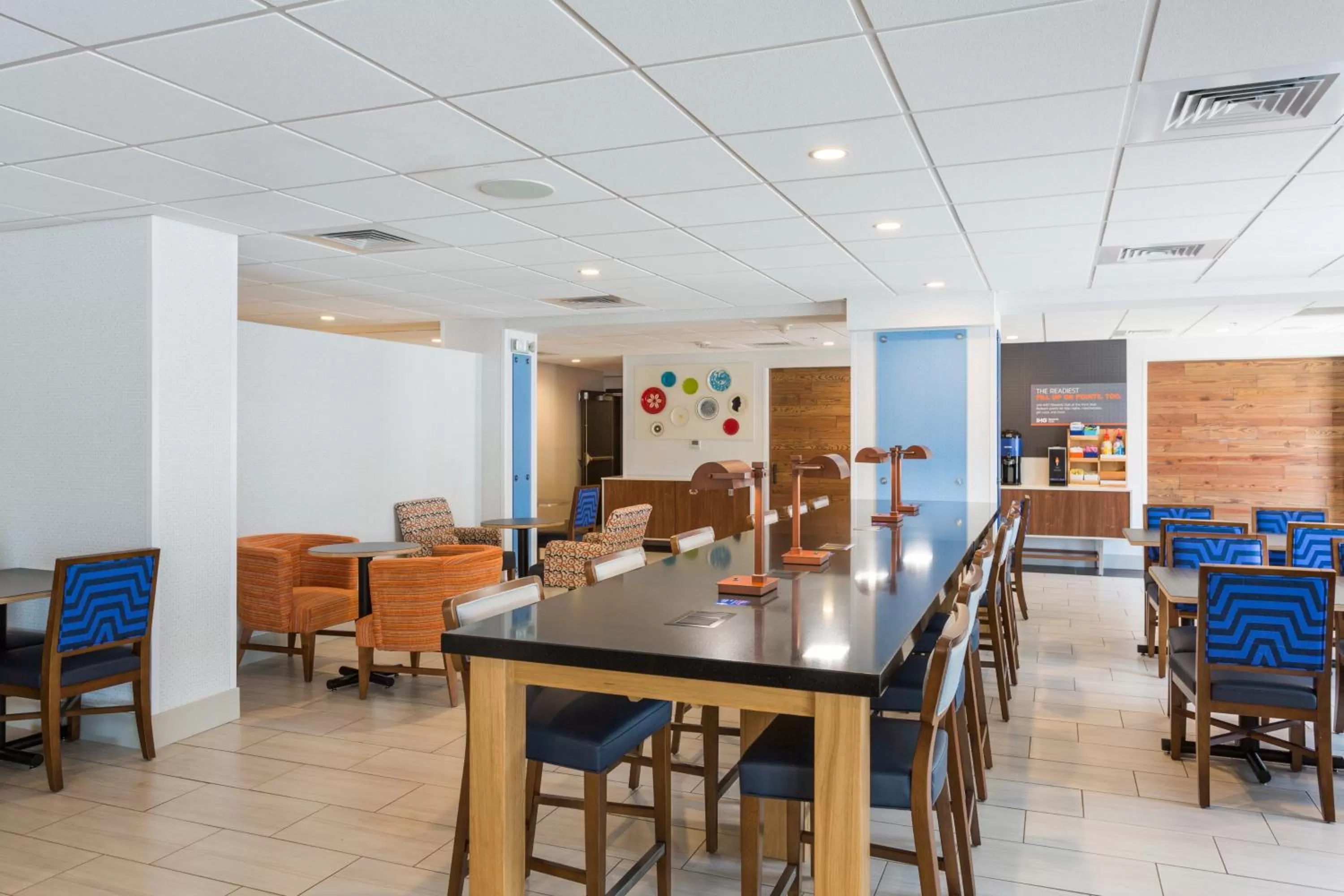 Breakfast in Holiday Inn Express - Lorton by IHG