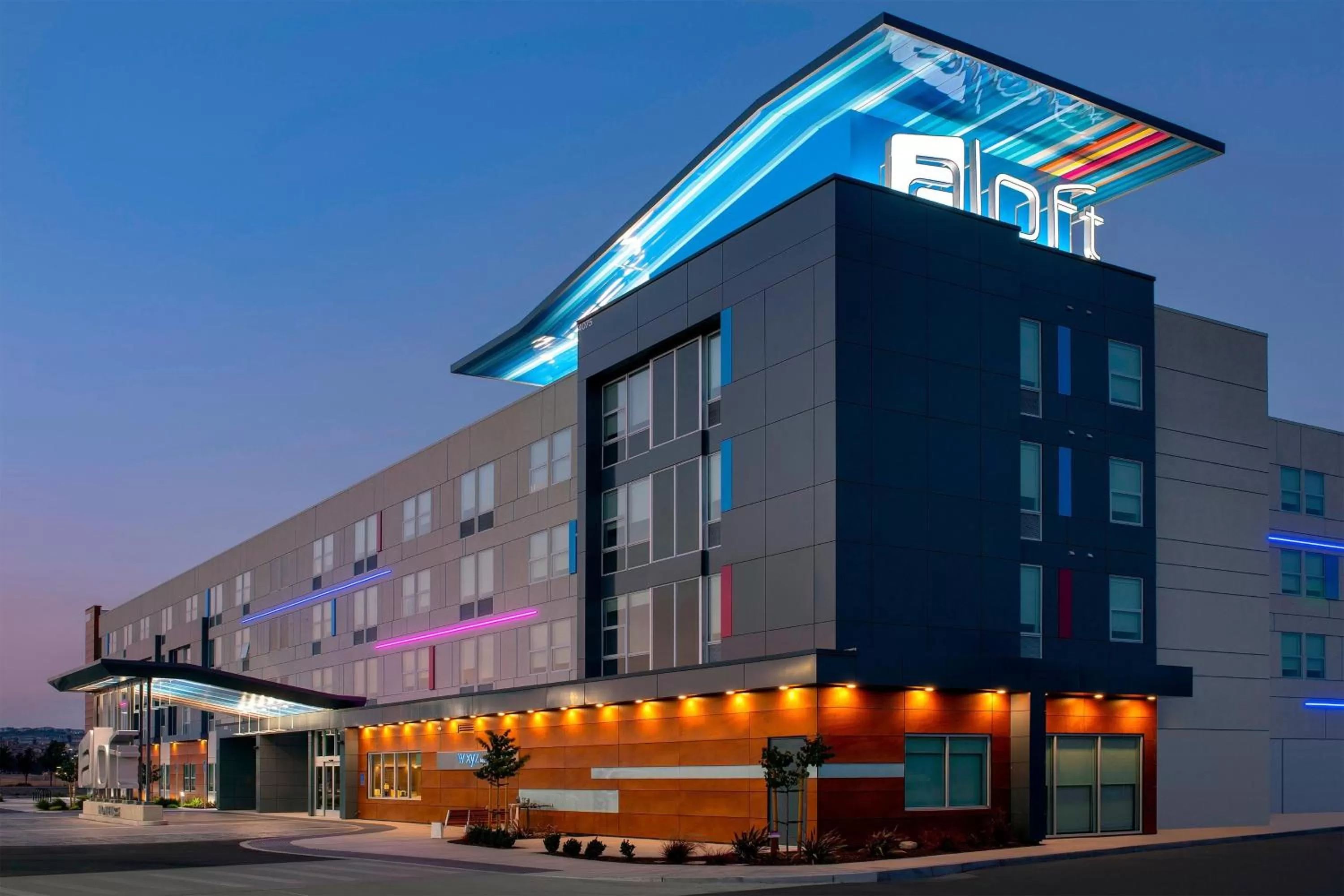 Property building in Aloft Dublin-Pleasanton