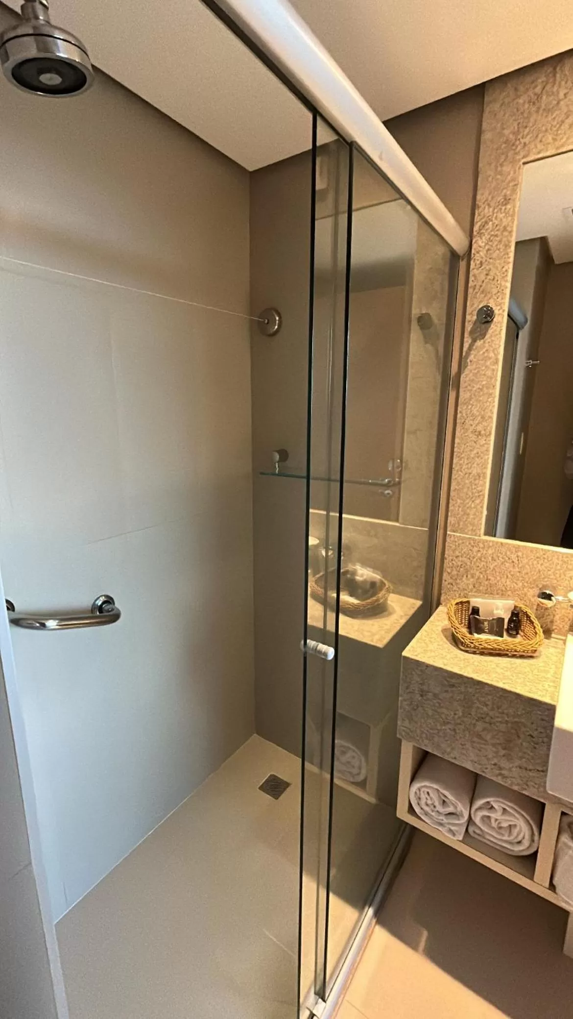 Bathroom in Jade Hotel Brasília