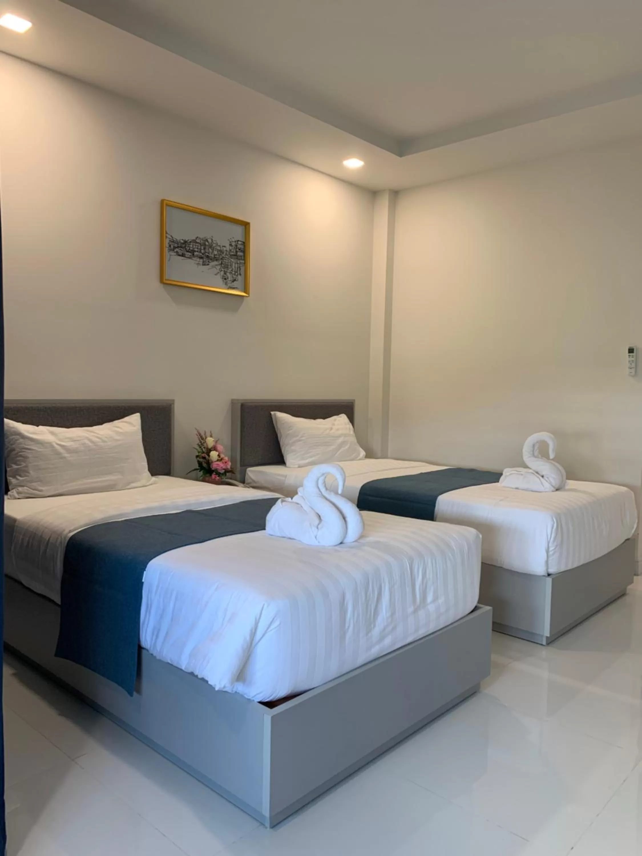 Bed in Icare Residence & Hotel