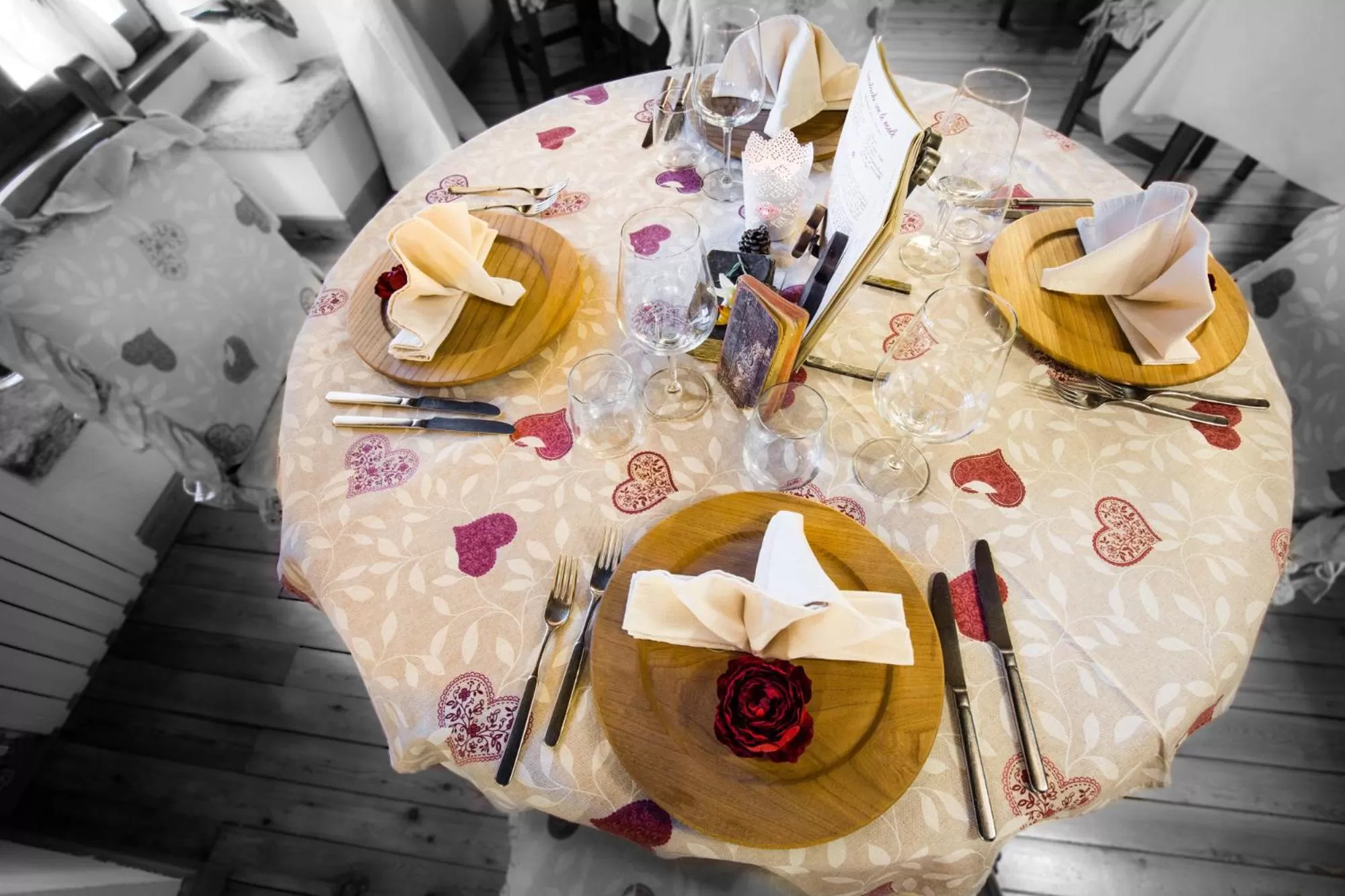 Restaurant/places to eat in Le Coeur du Pont