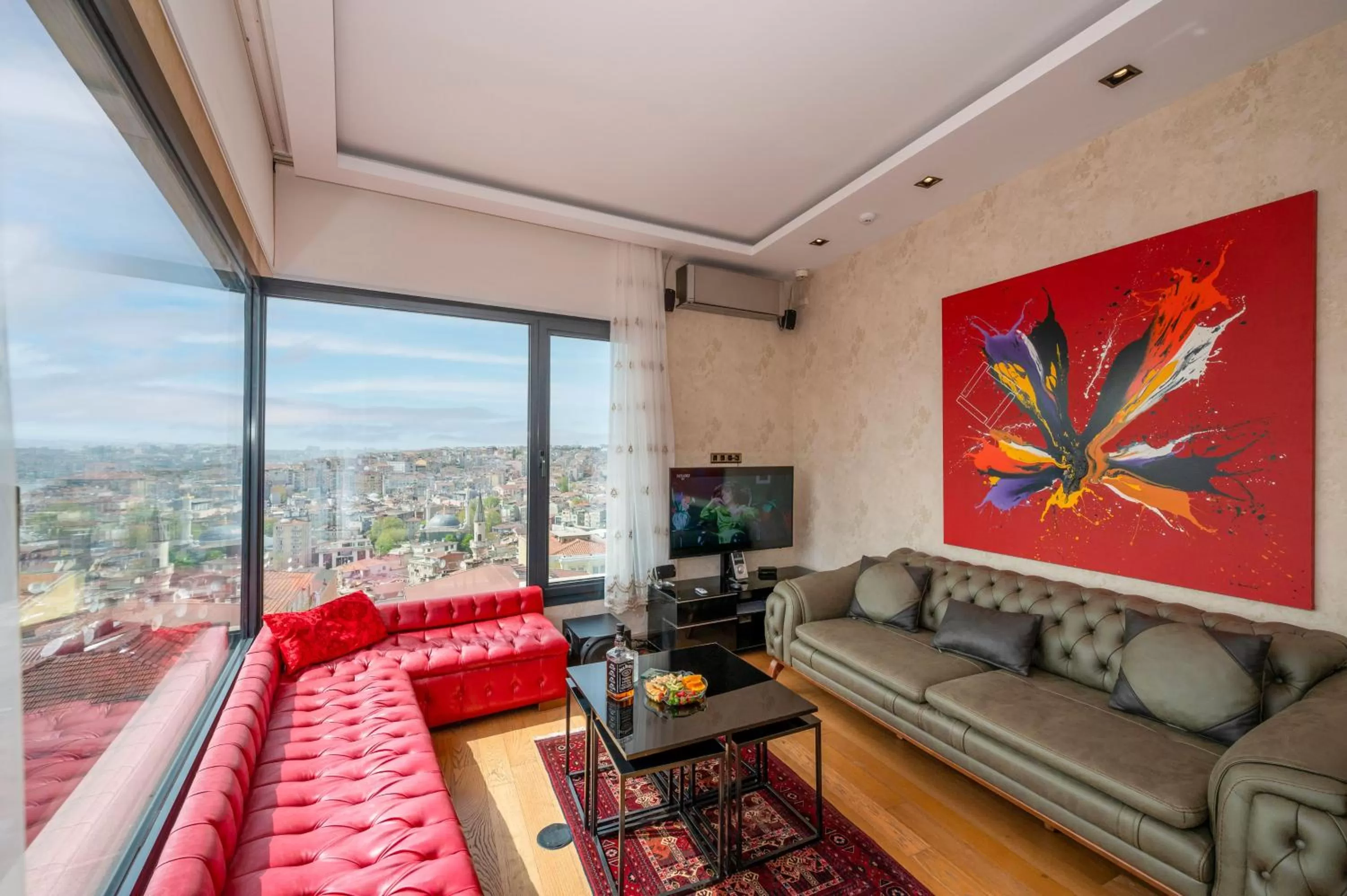 Neighbourhood in O'Pera Okanlı Suites