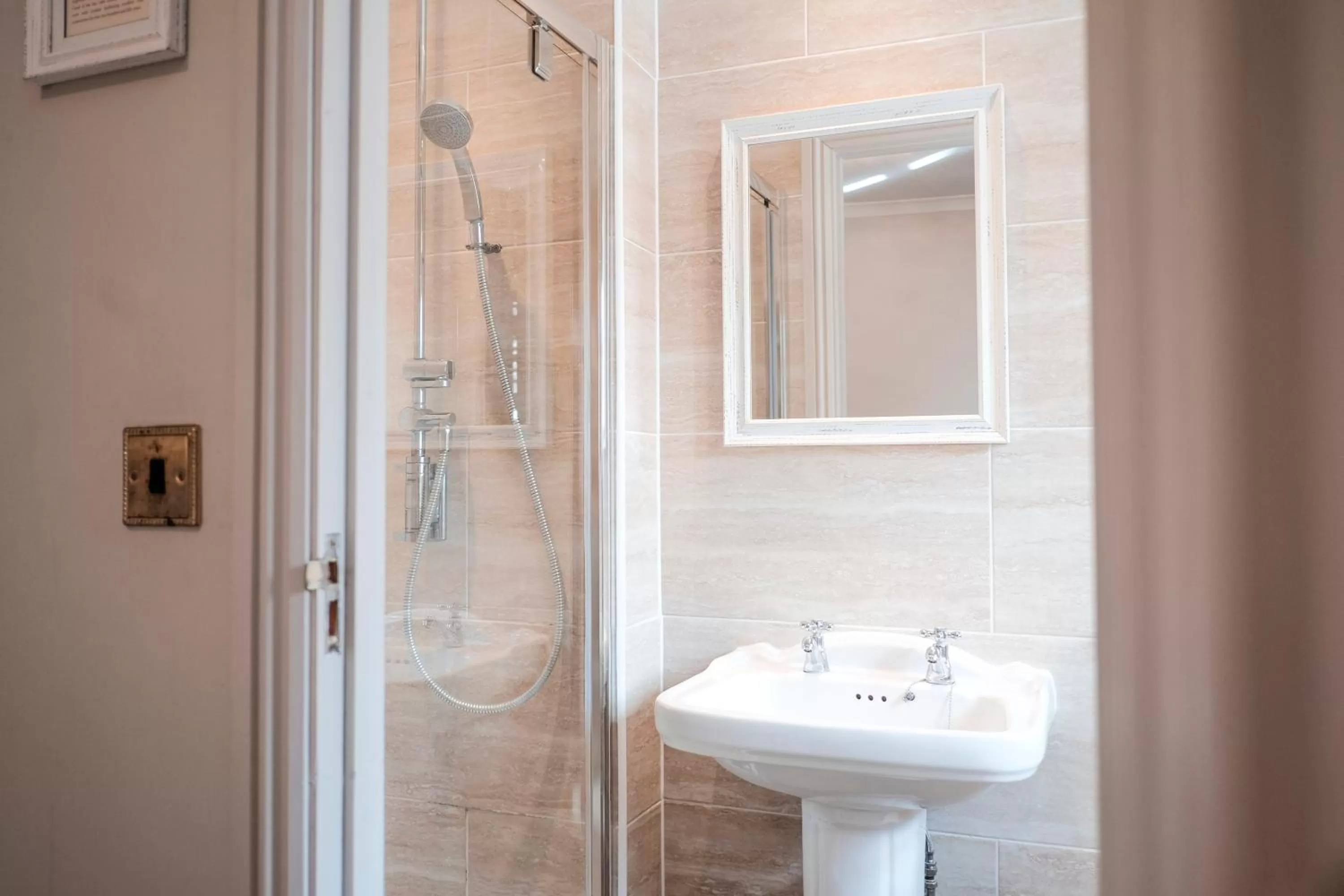 Bathroom in Swan Hotel