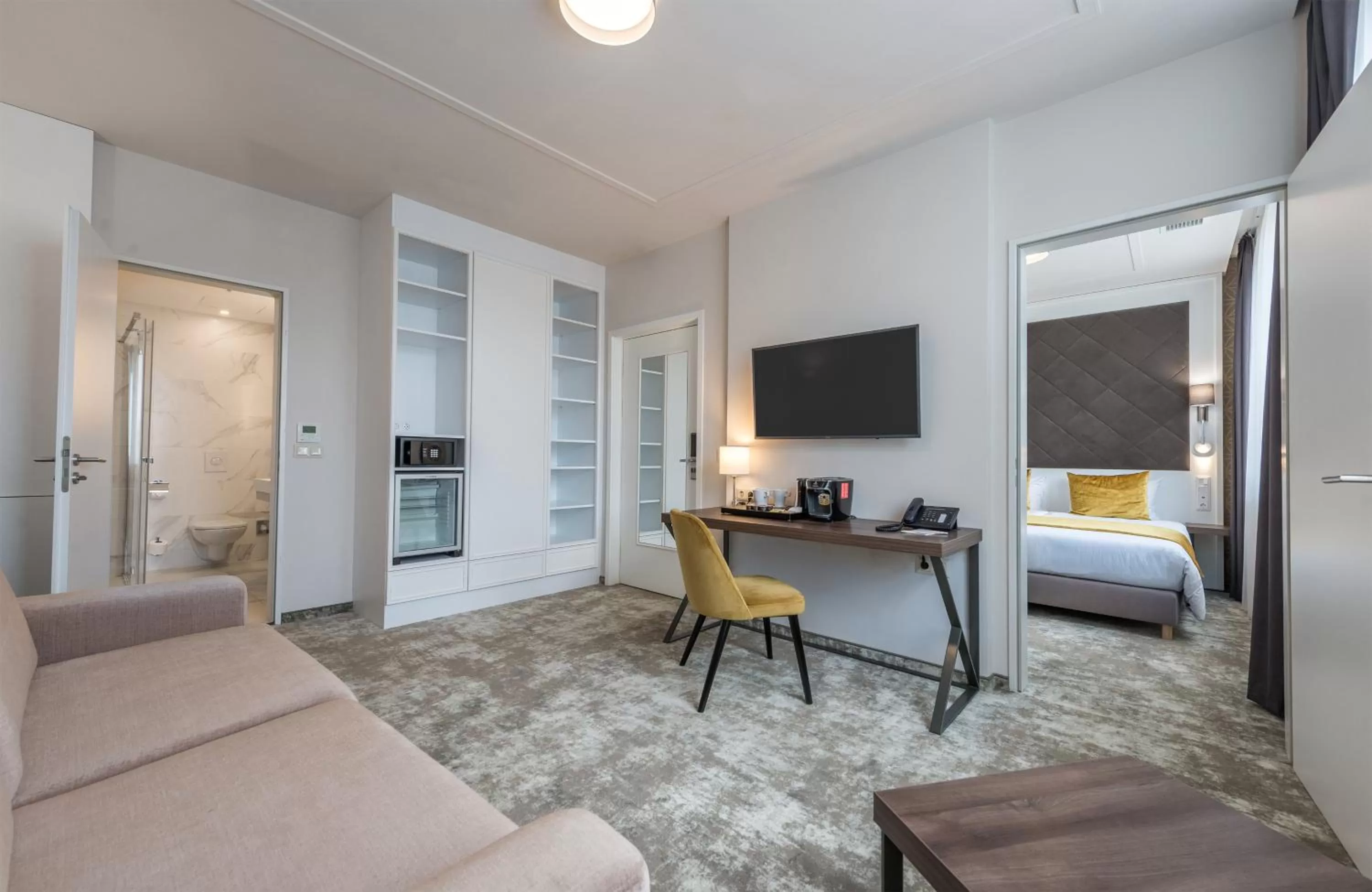 One-Bedroom Suite in Leonardo Boutique Hotel Budapest M-Square