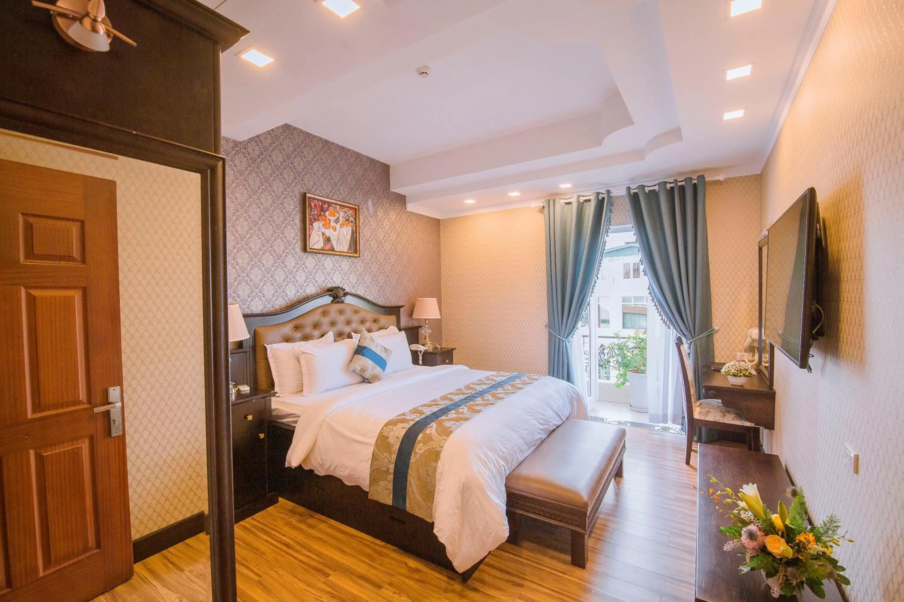 City view, Bed in Hotel Du Lys