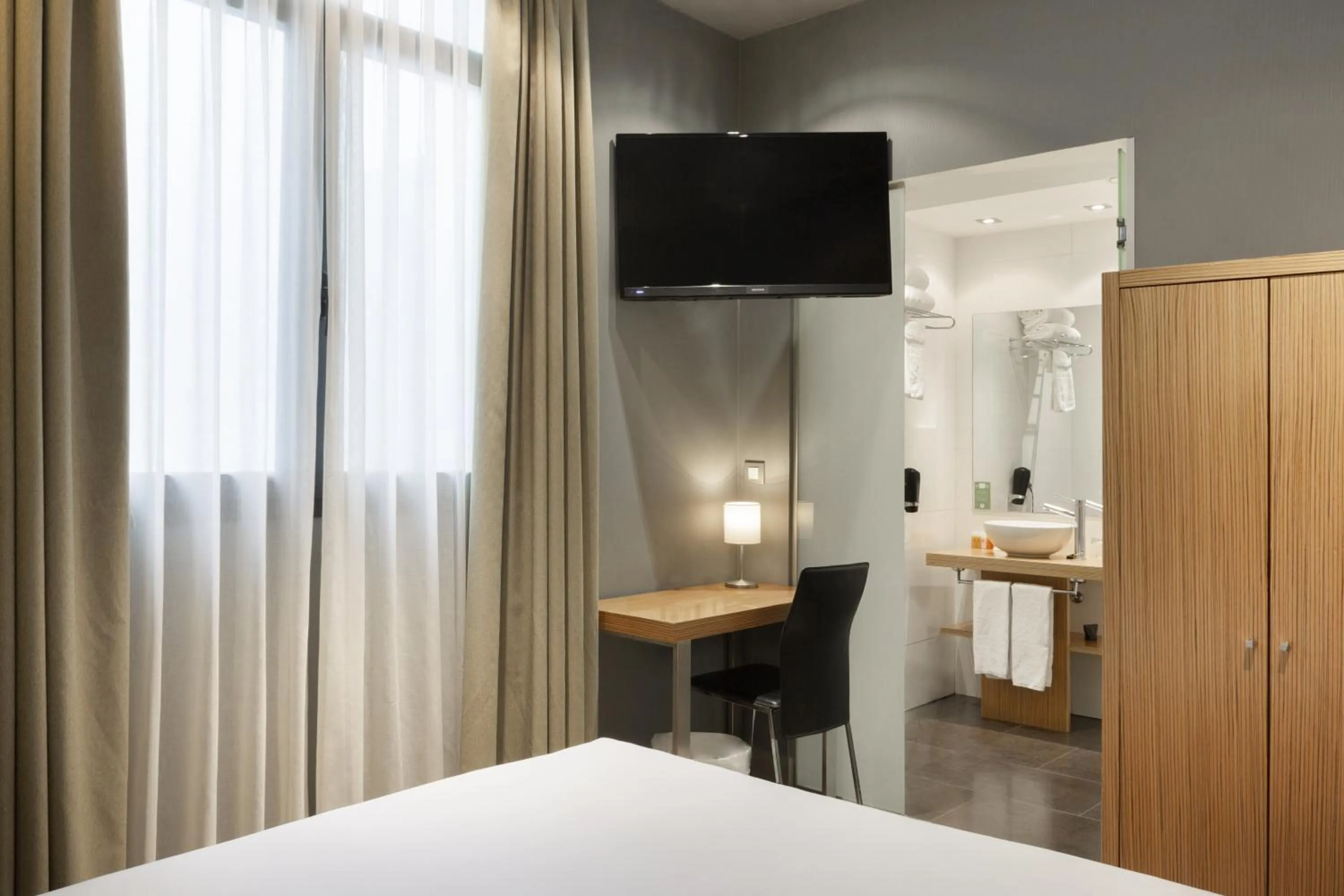 Bedroom, Bed in Petit Palace Tres Cruces