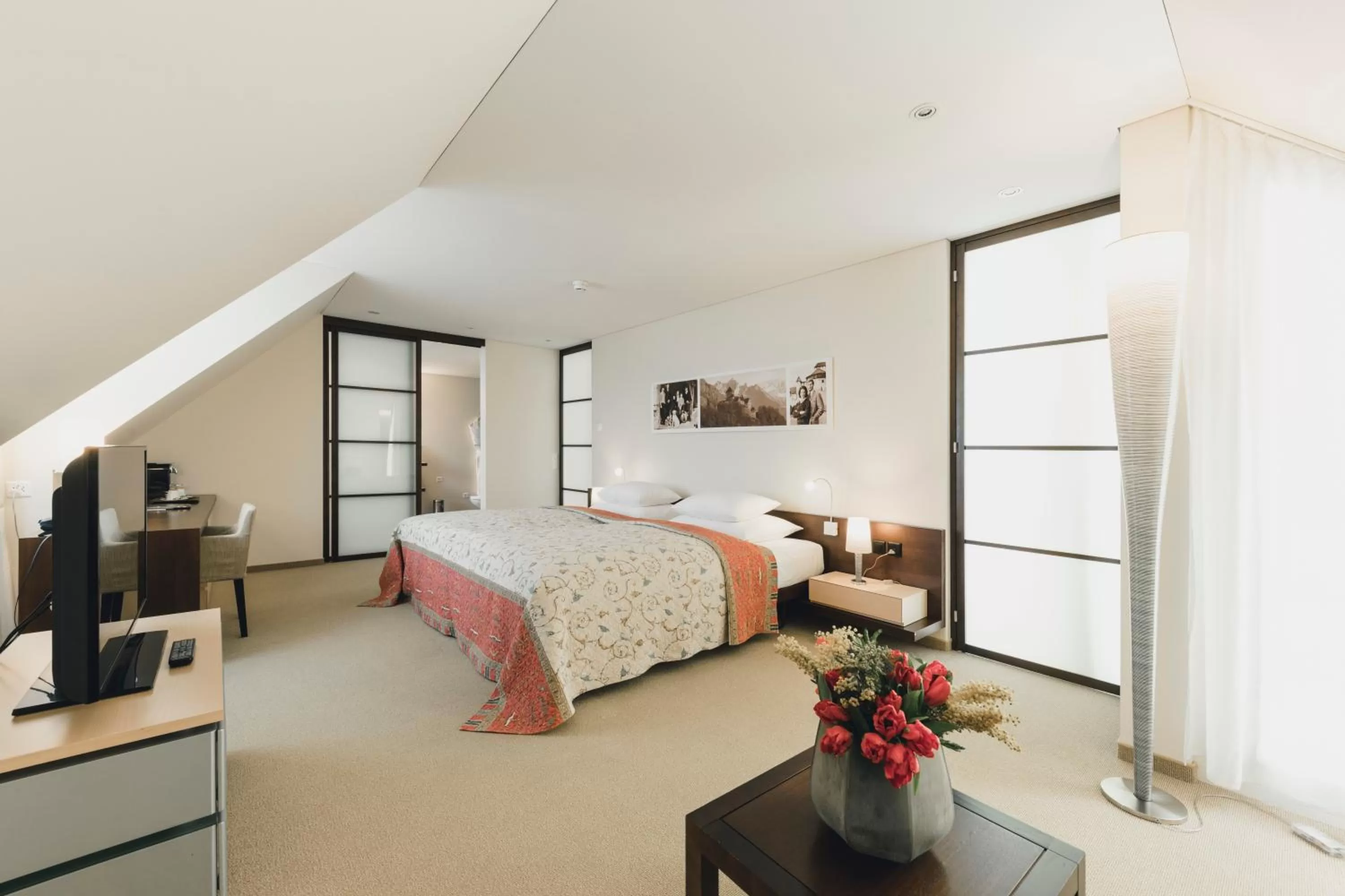 Bedroom, Bed in Residence Hotel