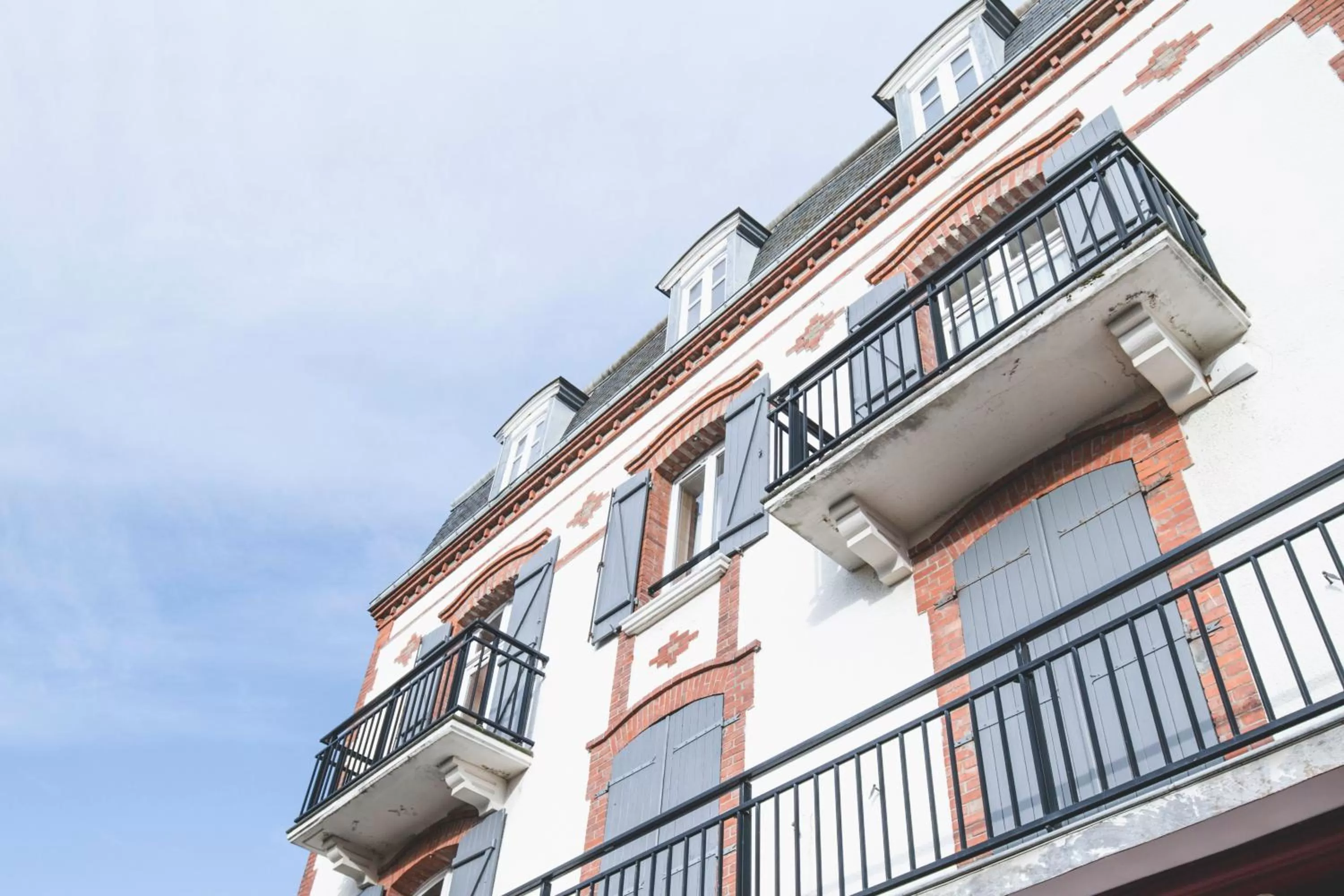 Facade/entrance in Hôtel Les Coutainvillaises
