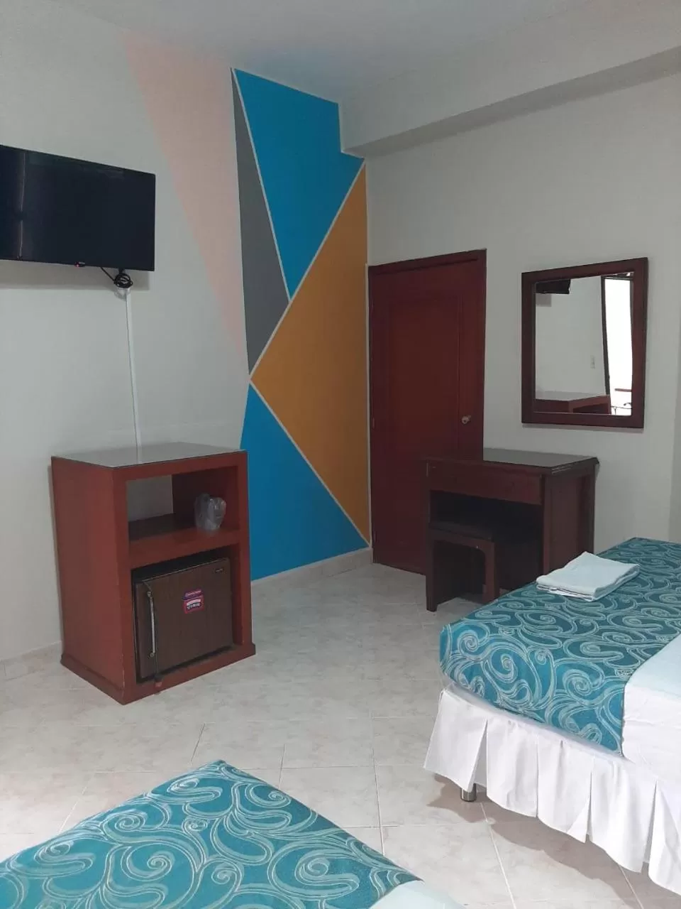 TV and multimedia, Bed in Hotel El Andino