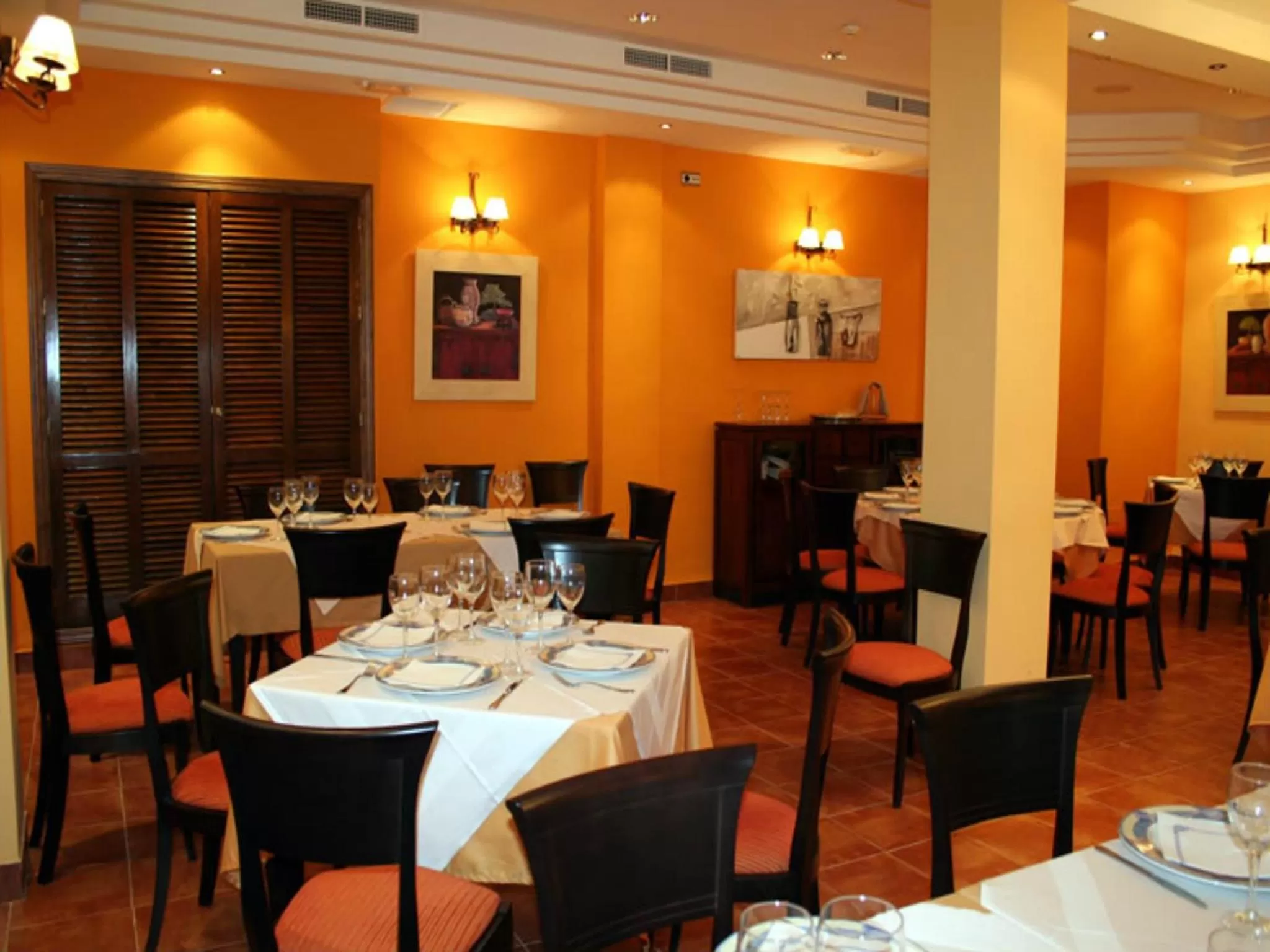 Restaurant/places to eat in Coso Viejo
