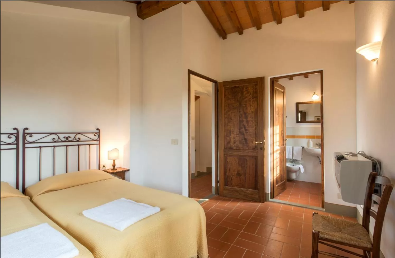 Bedroom, Bed in Borgo Bottaia